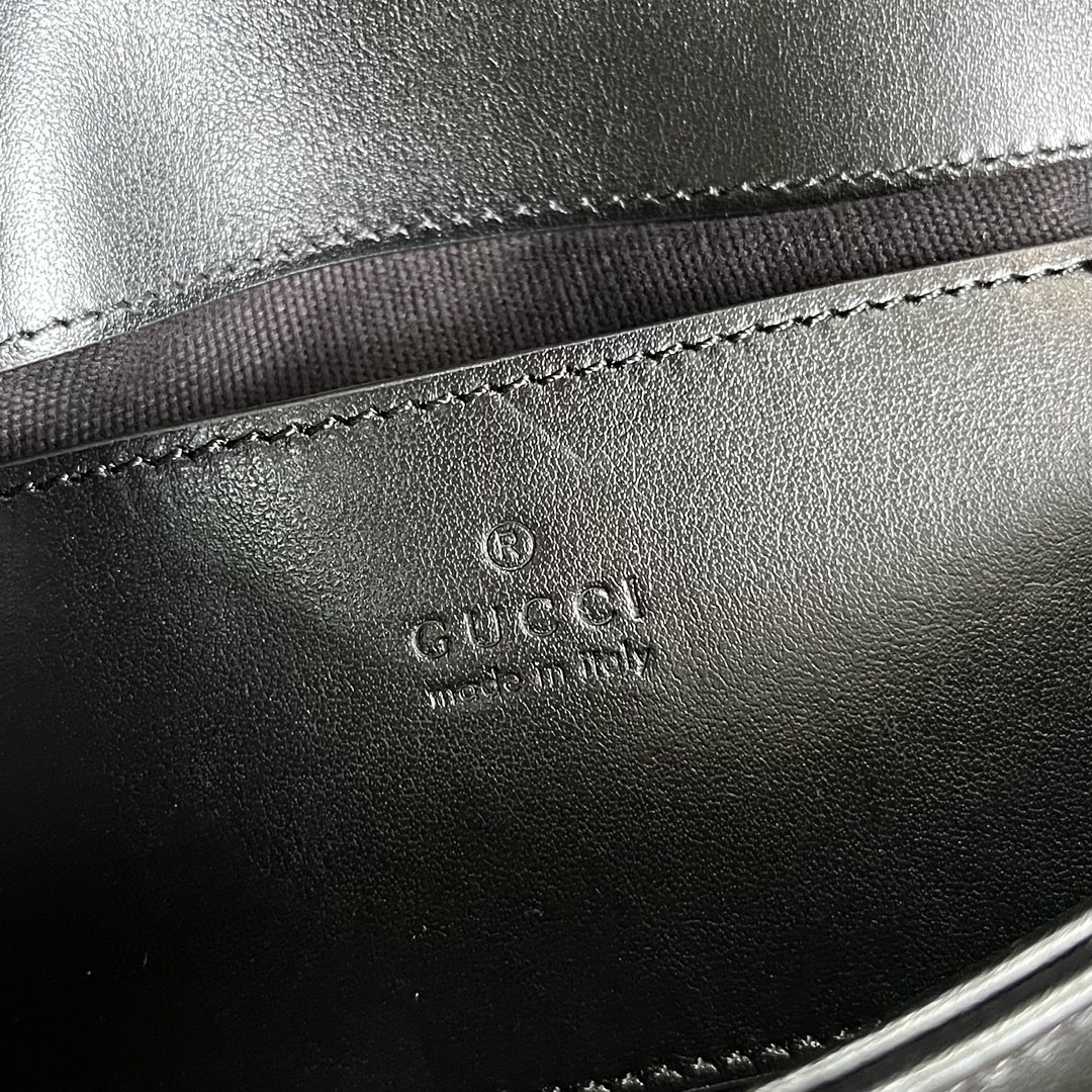 G*u*i gg marmont matelassé mini shoulder bag