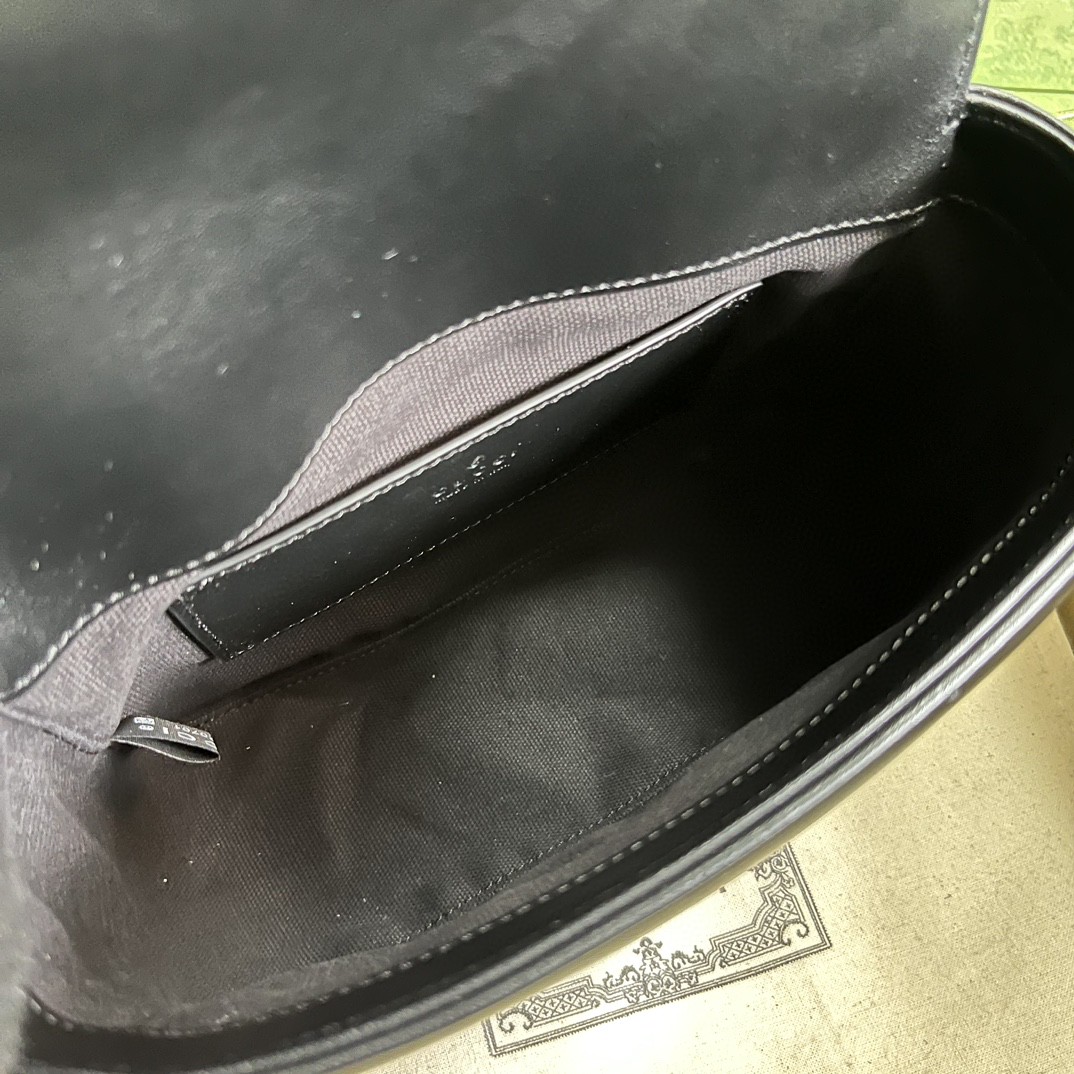 G*u*i gg marmont matelassé mini shoulder bag