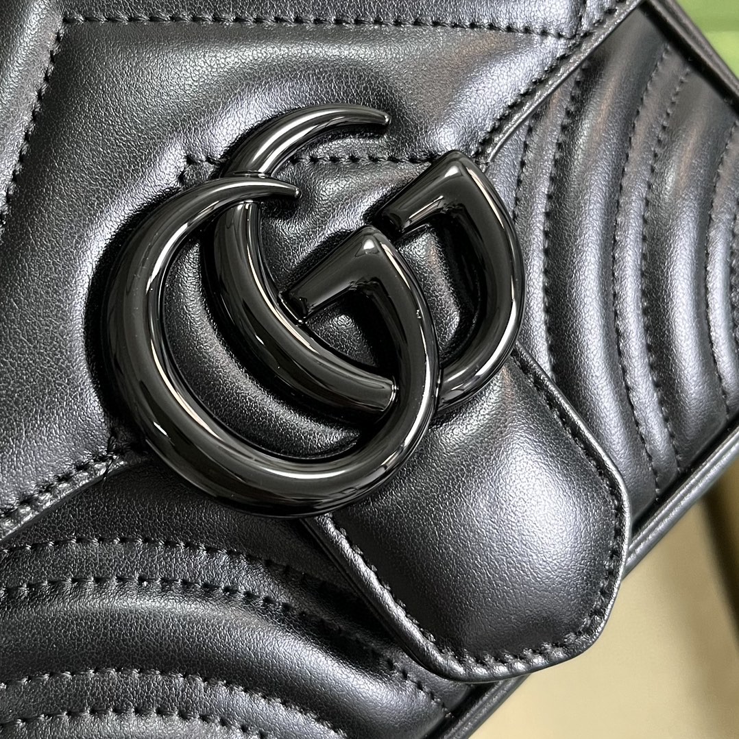G*u*i gg marmont matelassé mini shoulder bag