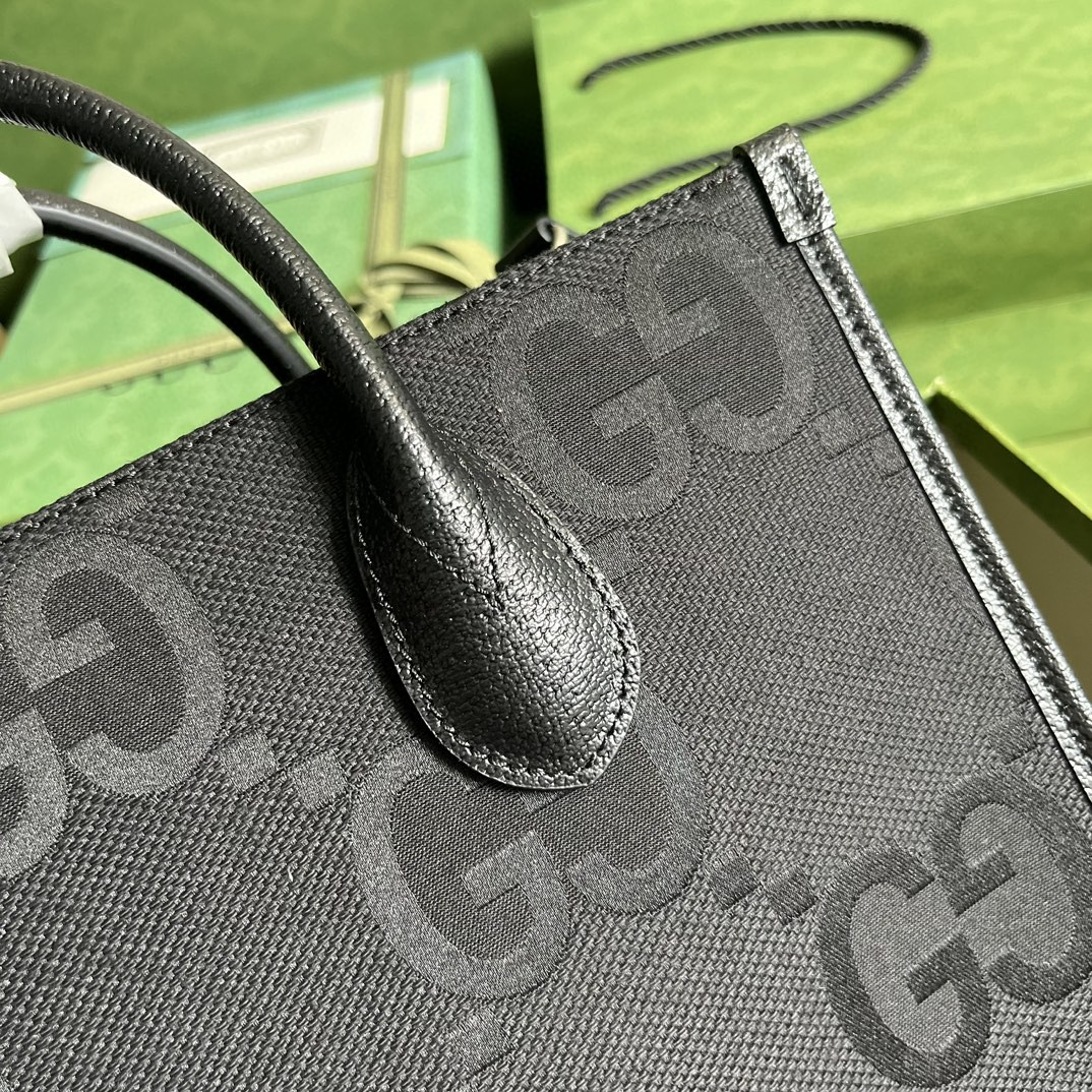 G*u*i small tote