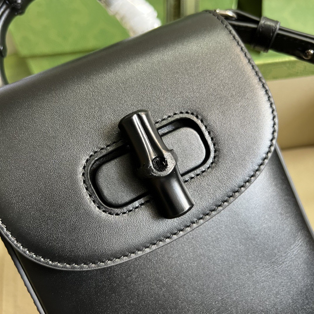 G*u*i bamboo mini handbag