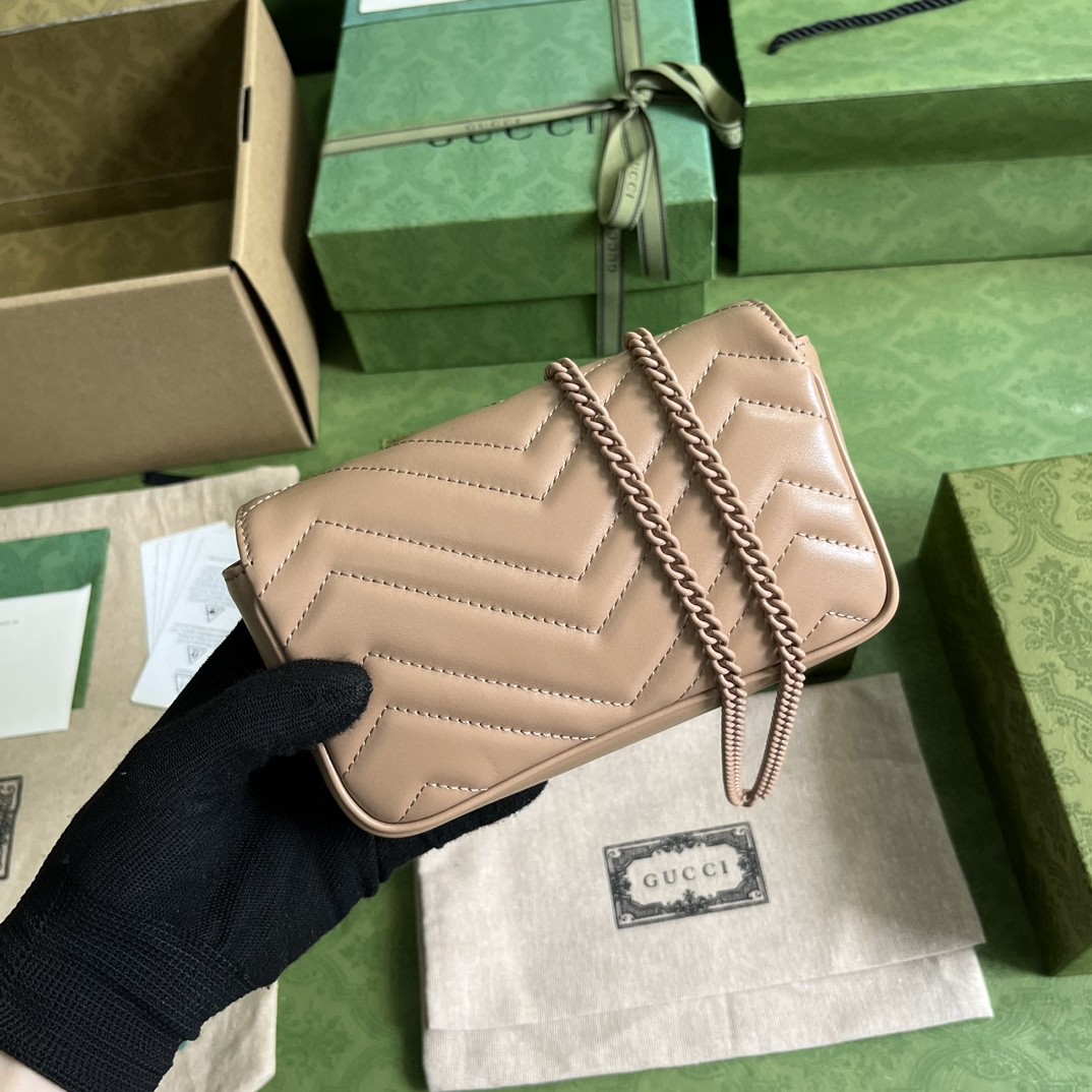 g*u*i gg marmont S*per mini bag