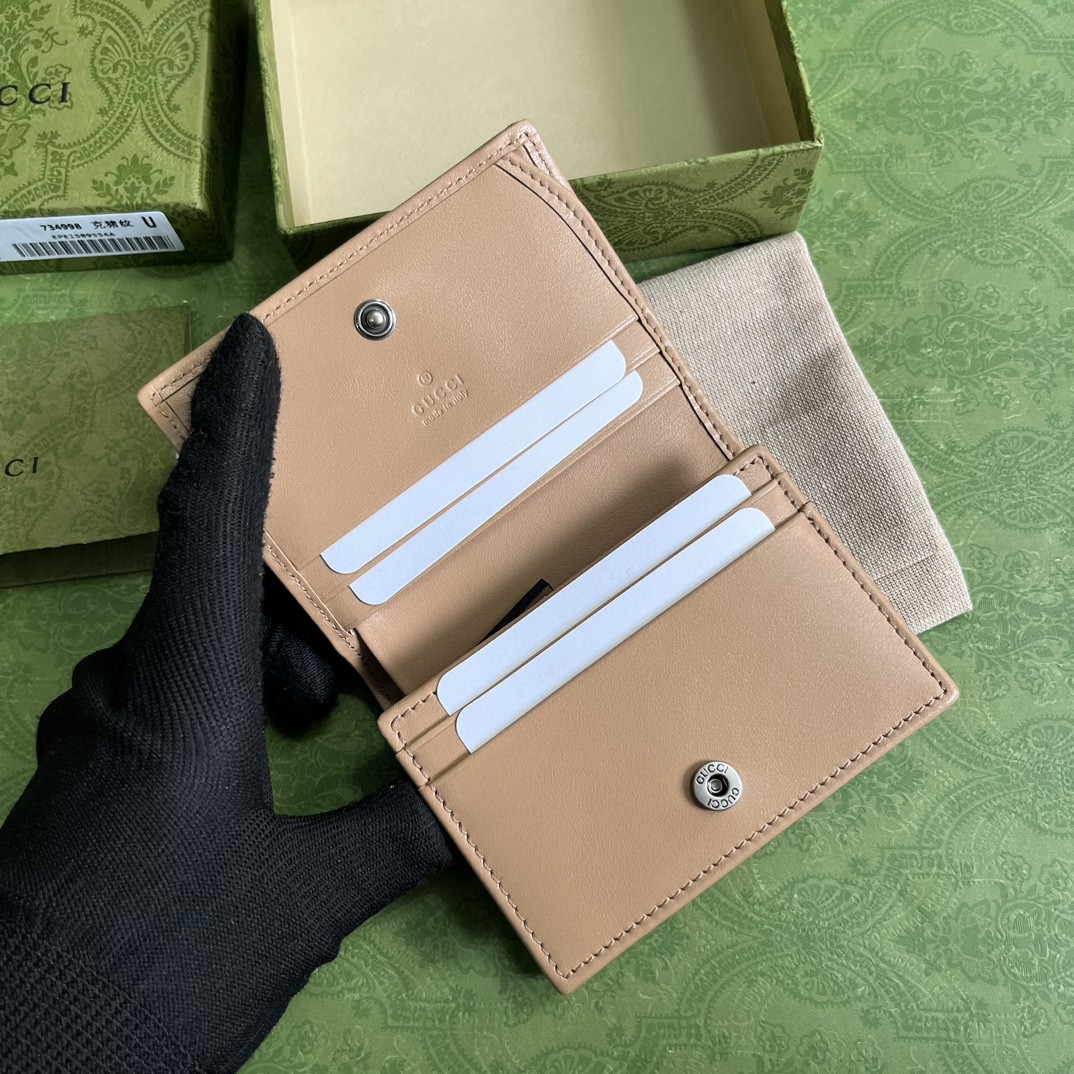 G*u*i gg marmont card case wallet