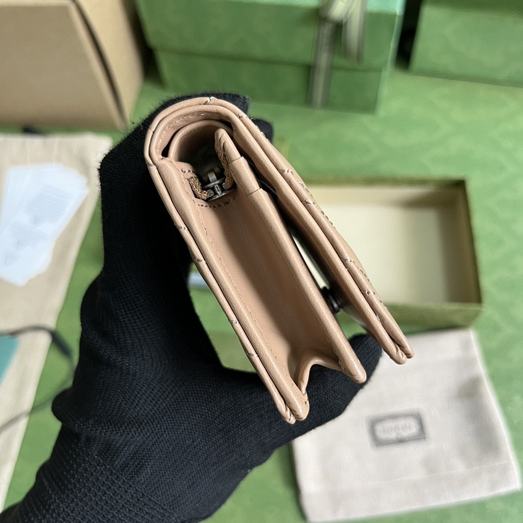 G*u*i gg marmont card case wallet