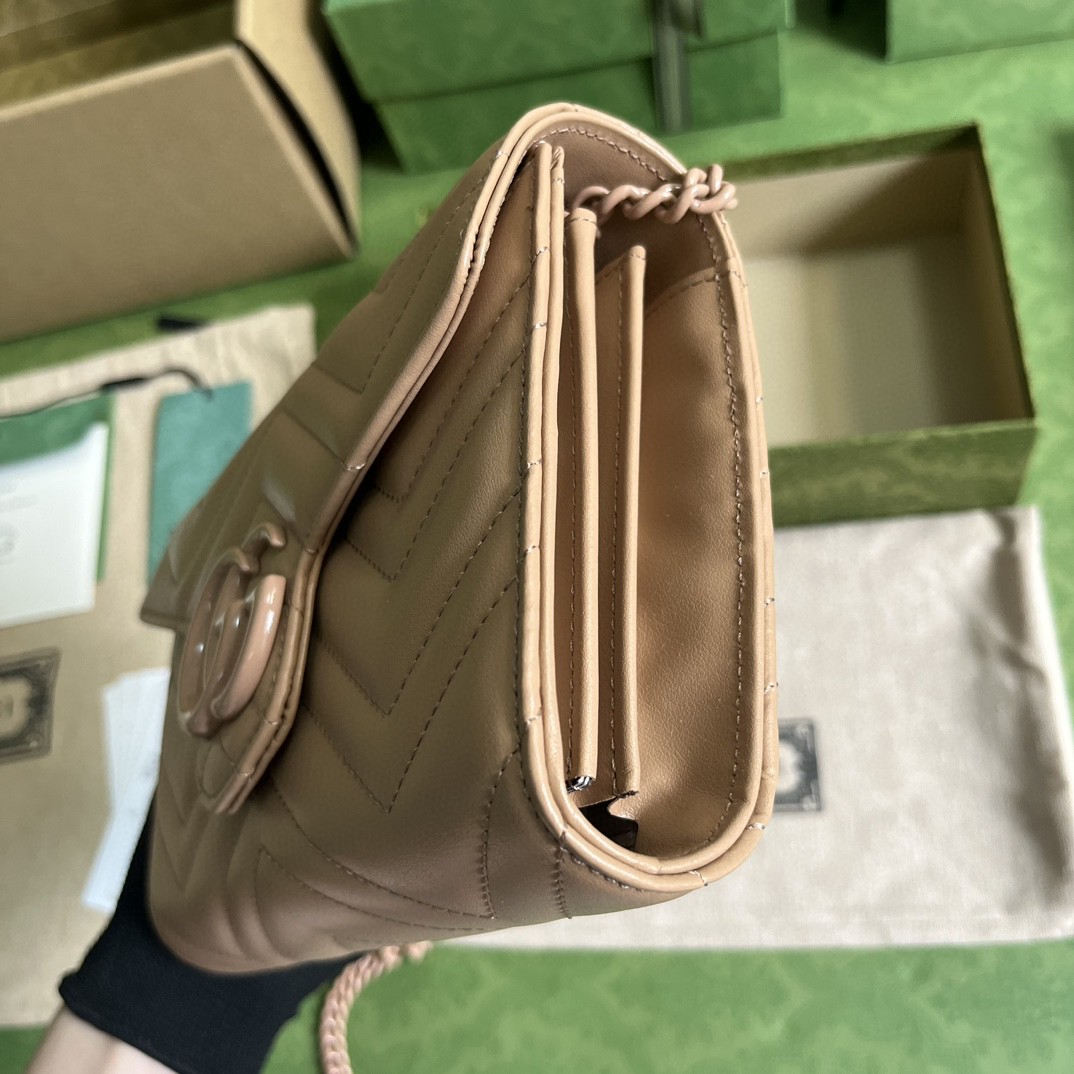 G*u*i gg marmont mini bag