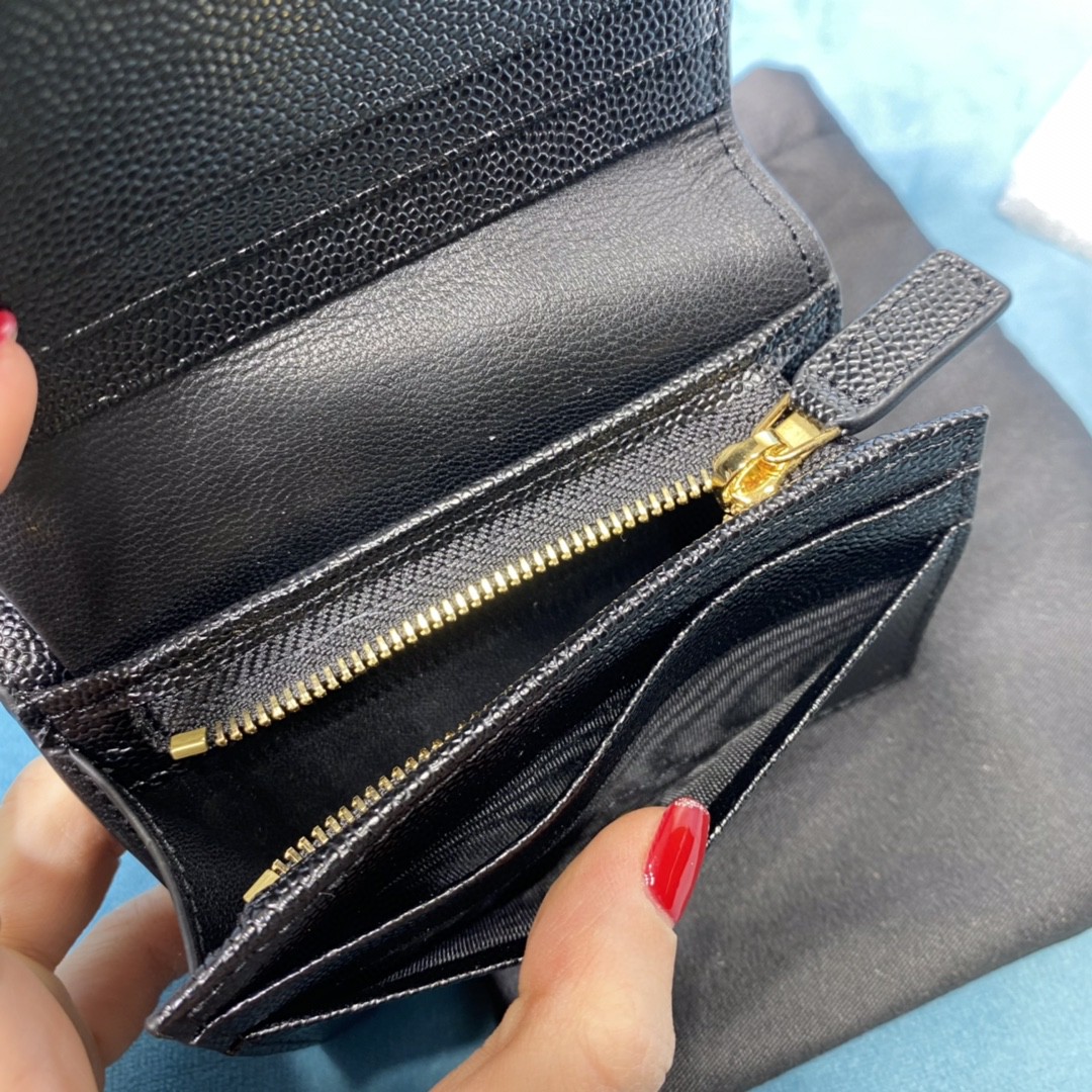 YSL CASSANDRE MATELASSÉ FLAP CARD CASE