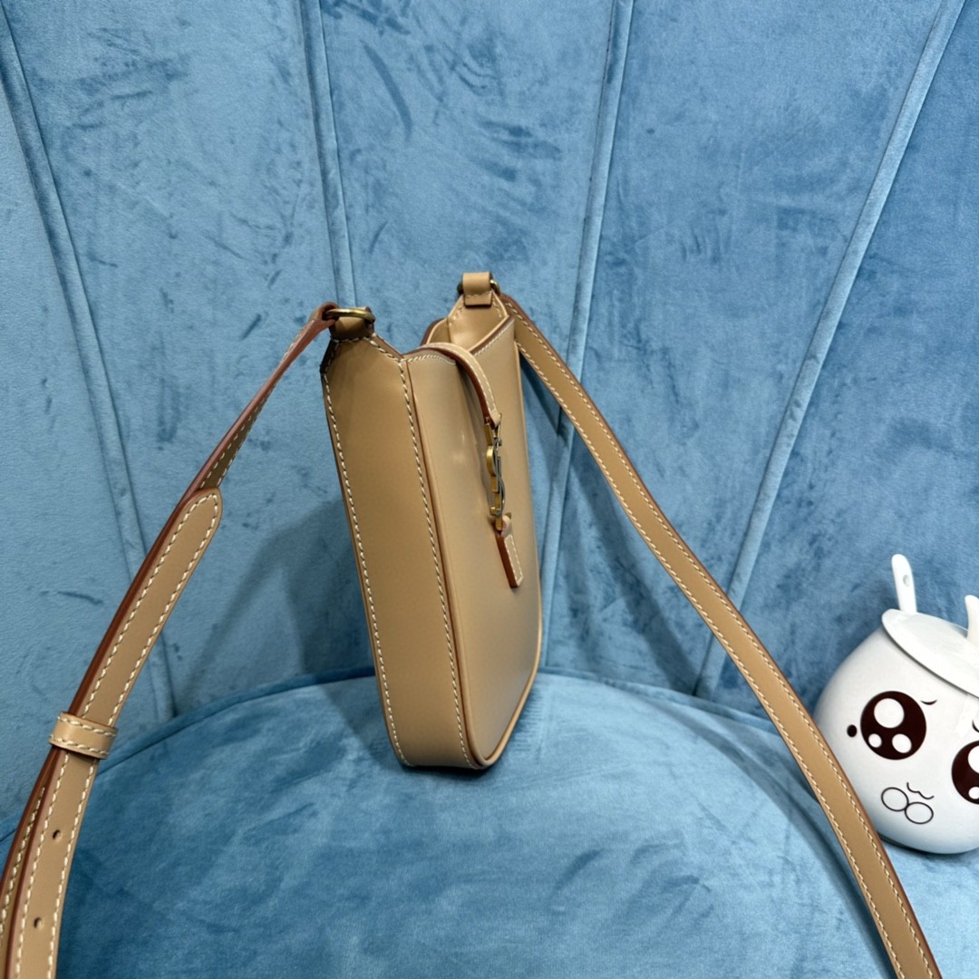 YSL LE5À7 MINI VERTICAL