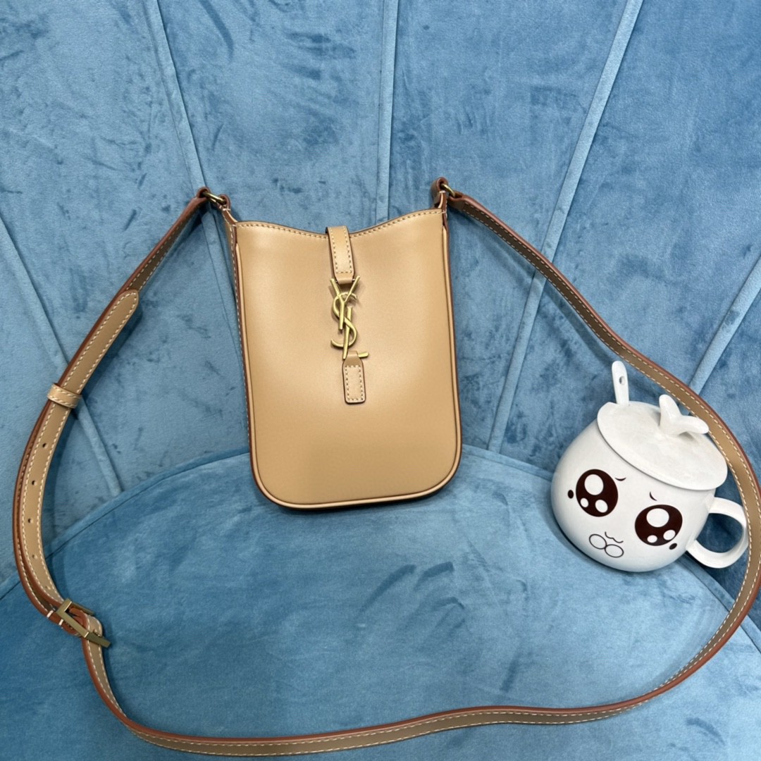 YSL LE5À7 MINI VERTICAL