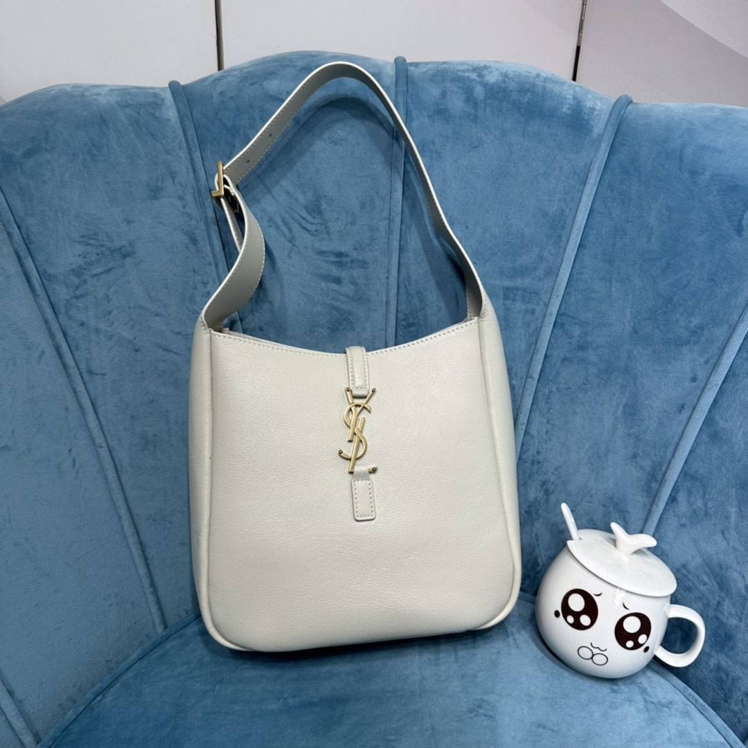 YSL LE5À7 SOFT SMALL Hobo Bag