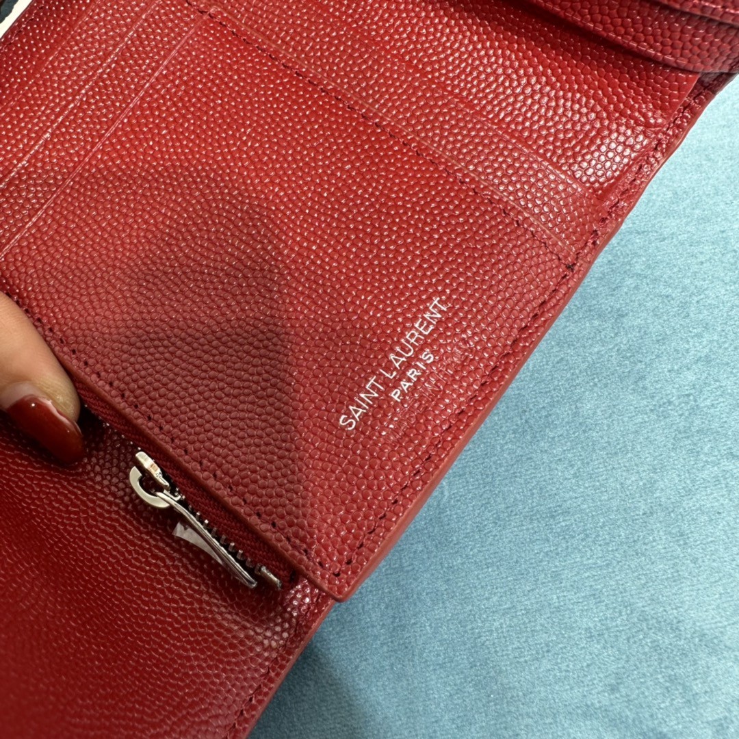 YSL CASSANDRE MATELASSÉ COMPACT TRI FOLD WALLET