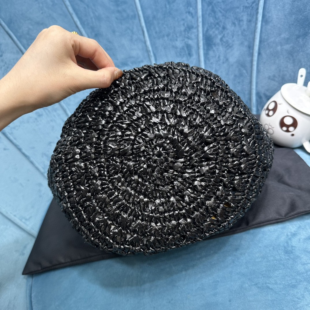 YSL PANIER SMALL BAG IN CROCHET RAFFIA