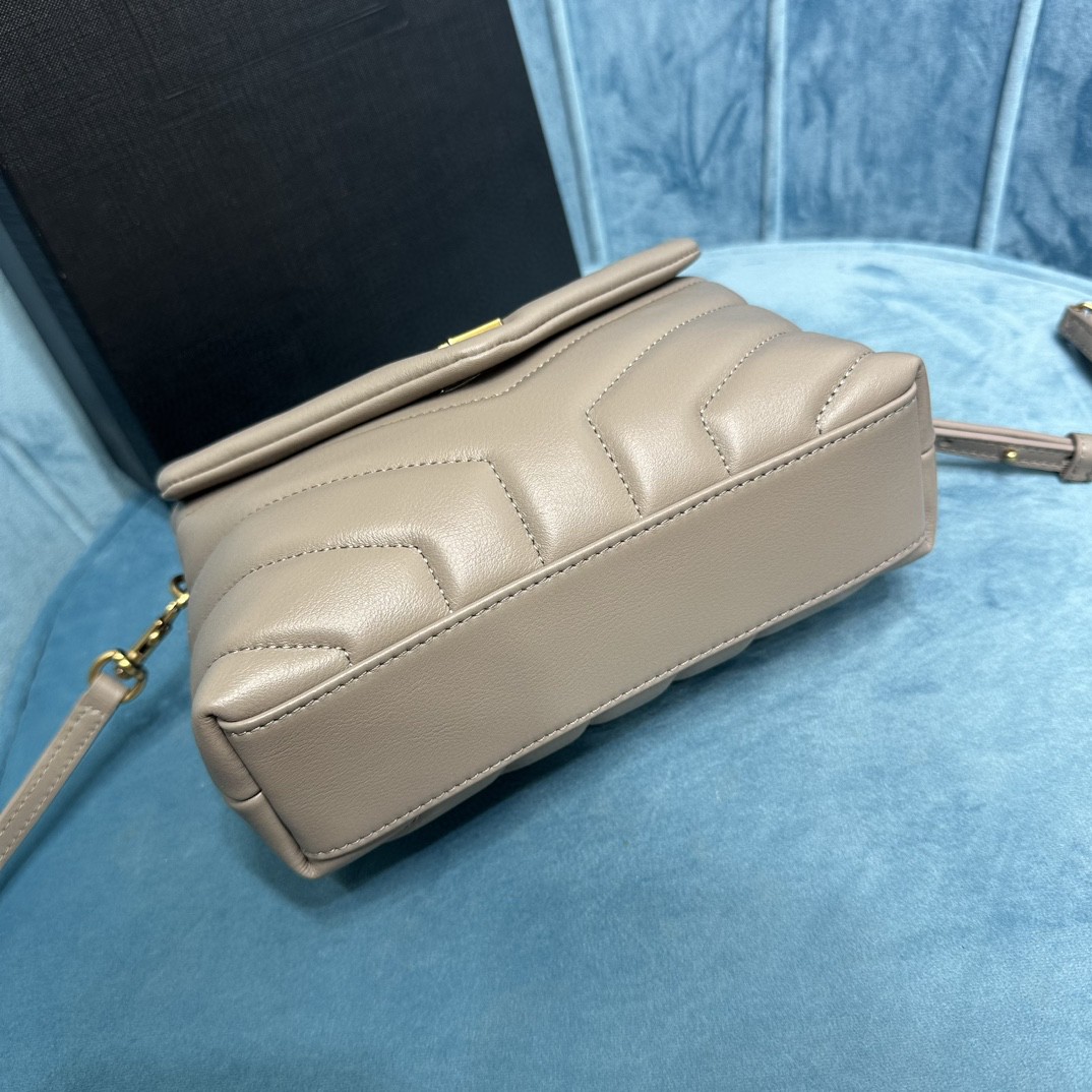 YSL LOULOU TOY