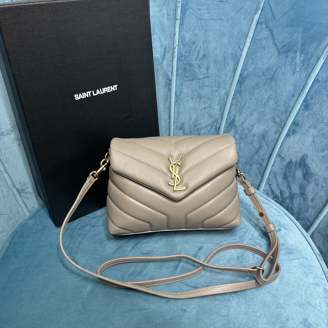YSL LOULOU TOY