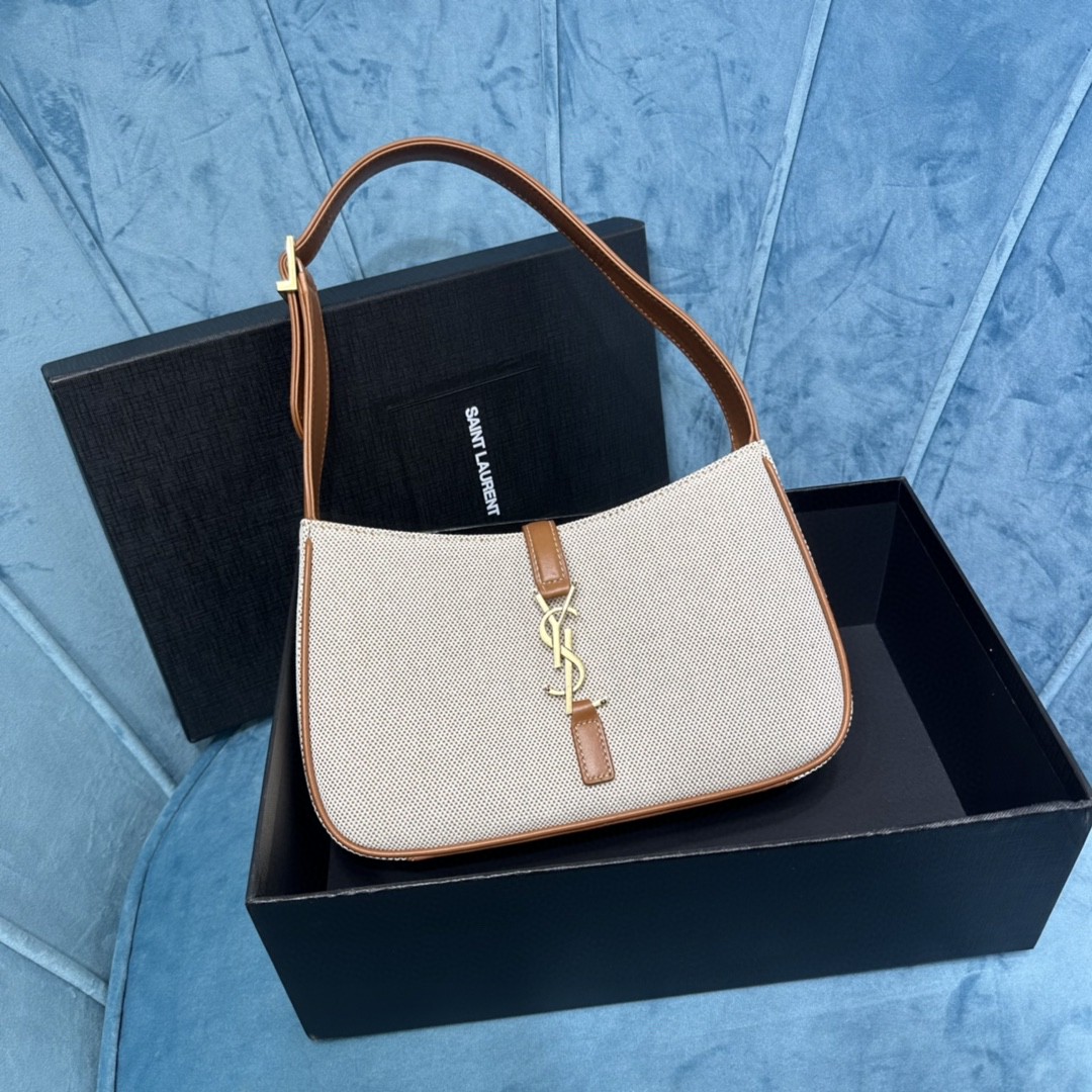 YSL LE5À7 Hobo