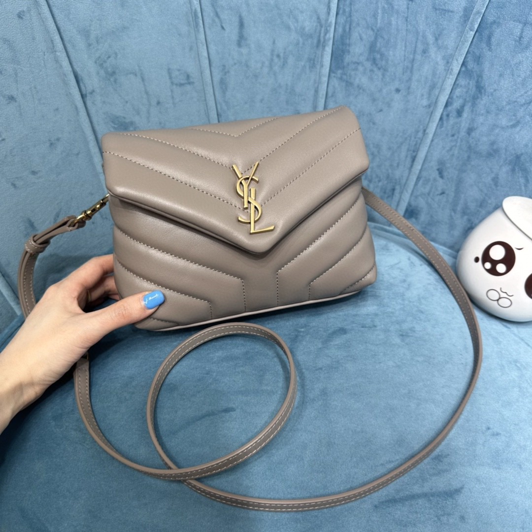 YSL LOULOU TOY