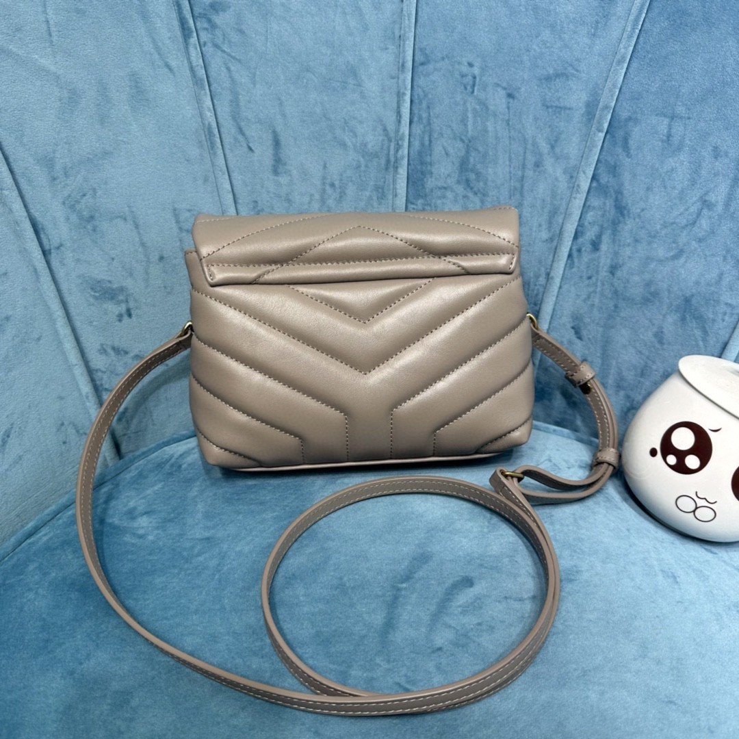 YSL LOULOU TOY