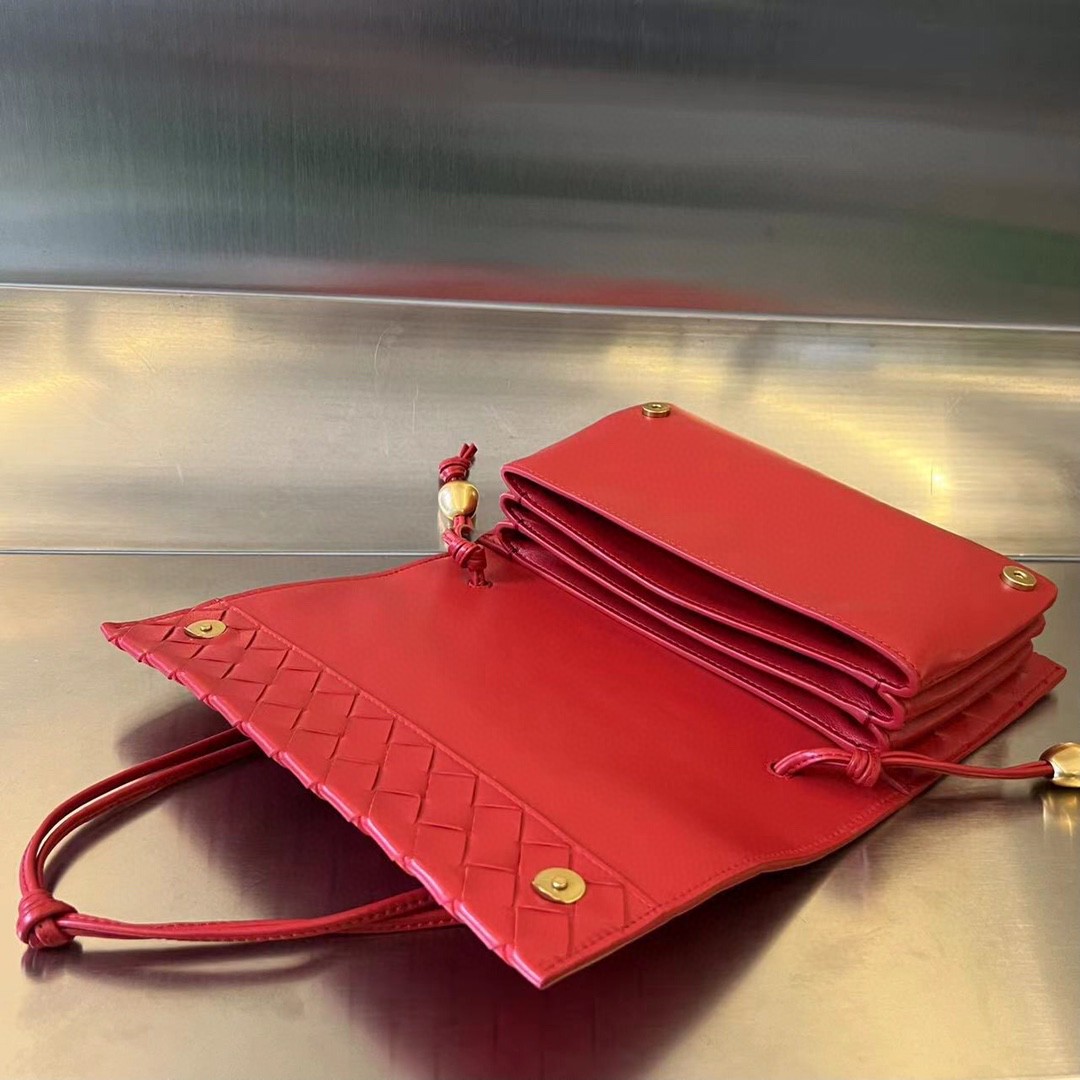 bo*te*ga Ve*ne*ta bv trio bag