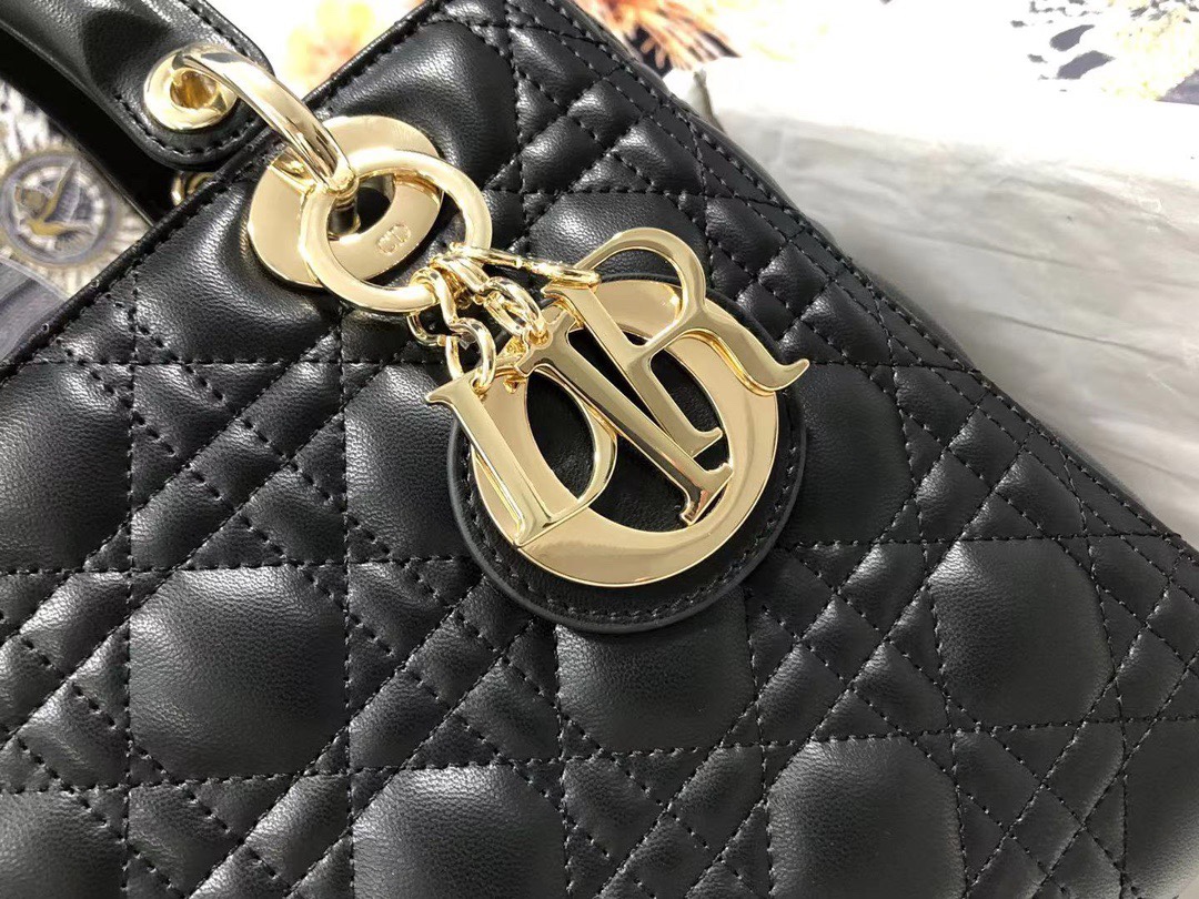 medium lady D*or bag
