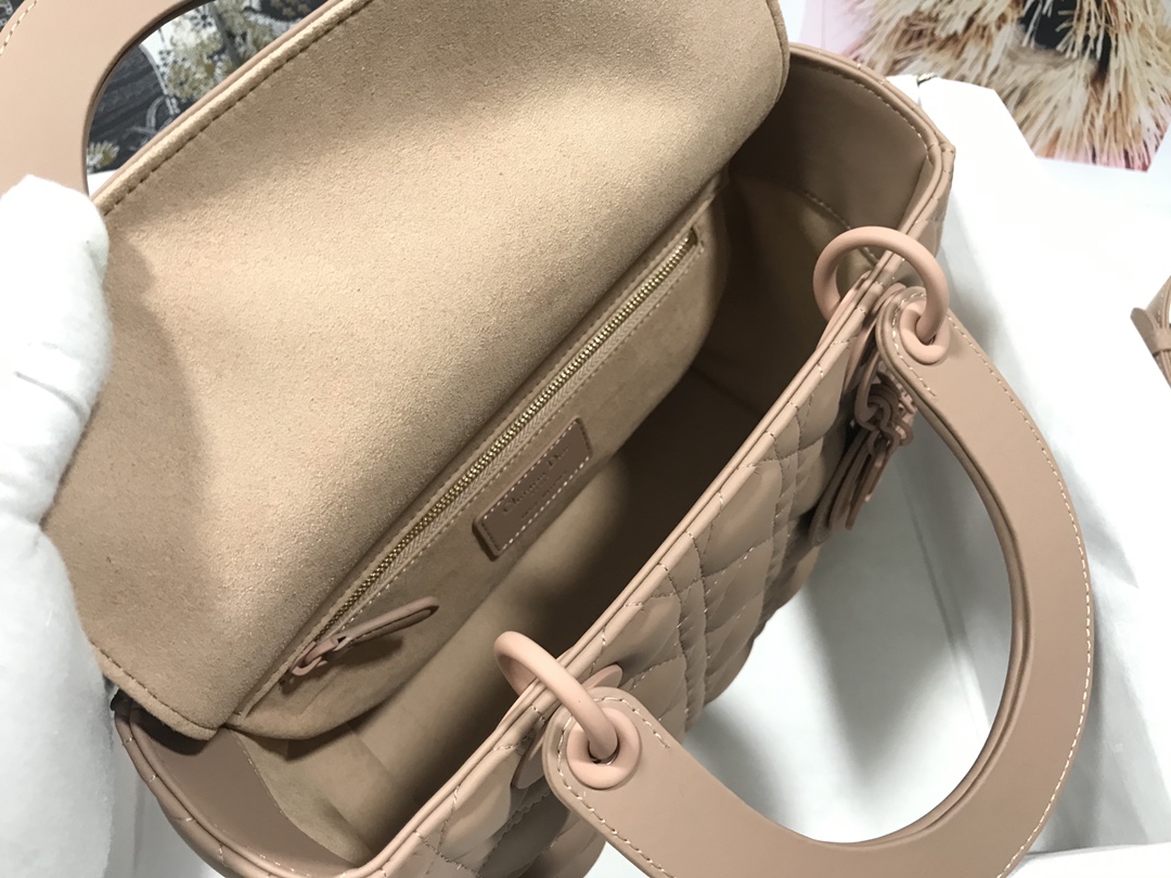 medium lady D*or bag