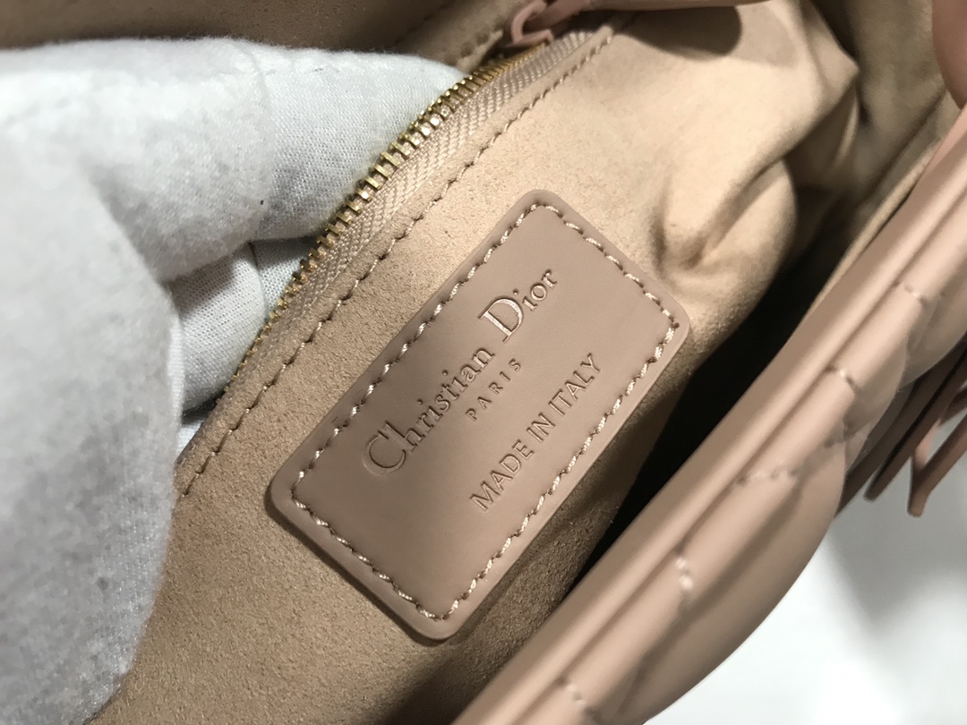 medium lady D*or bag