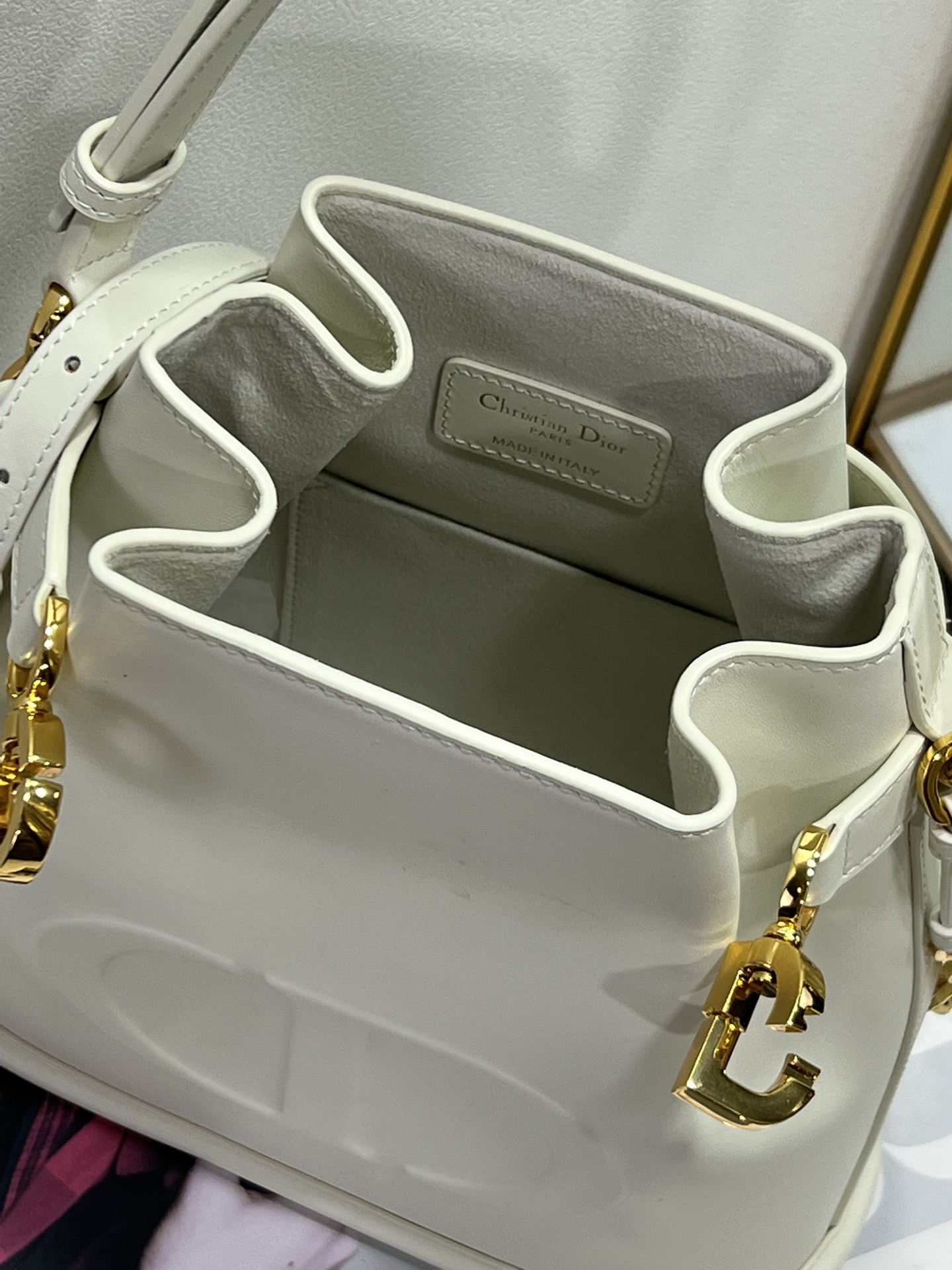 medium c’est D*or bag