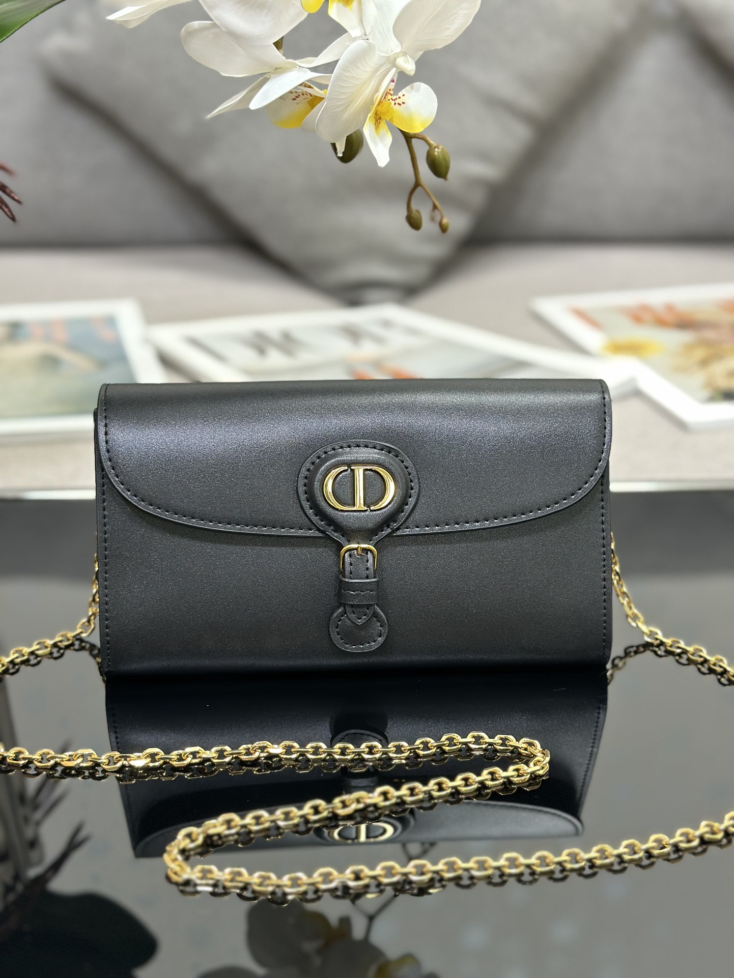 D*or bobby east-west pouch with chain