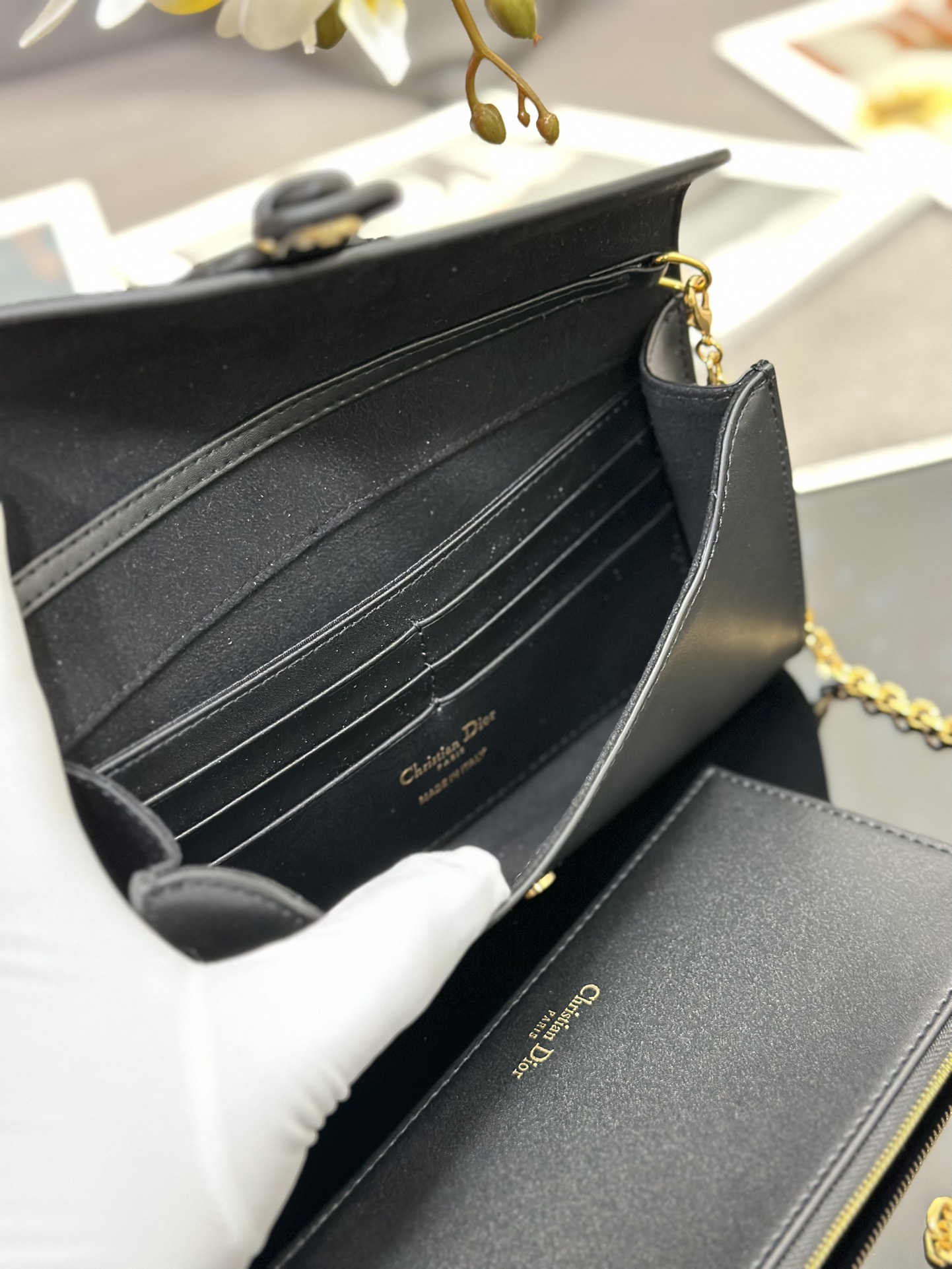 D*or bobby east-west pouch with chain