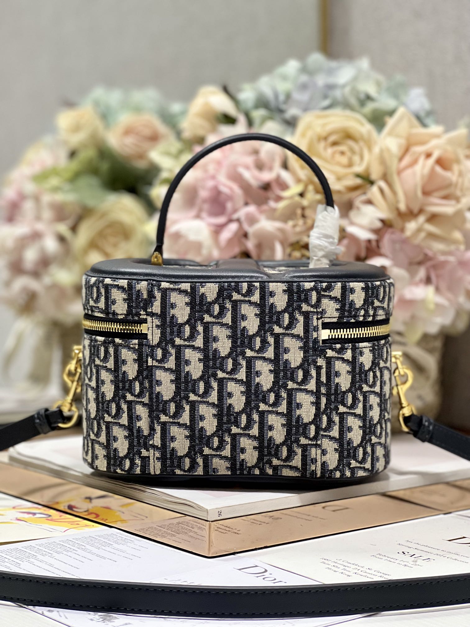D*or small cd signature vanity case