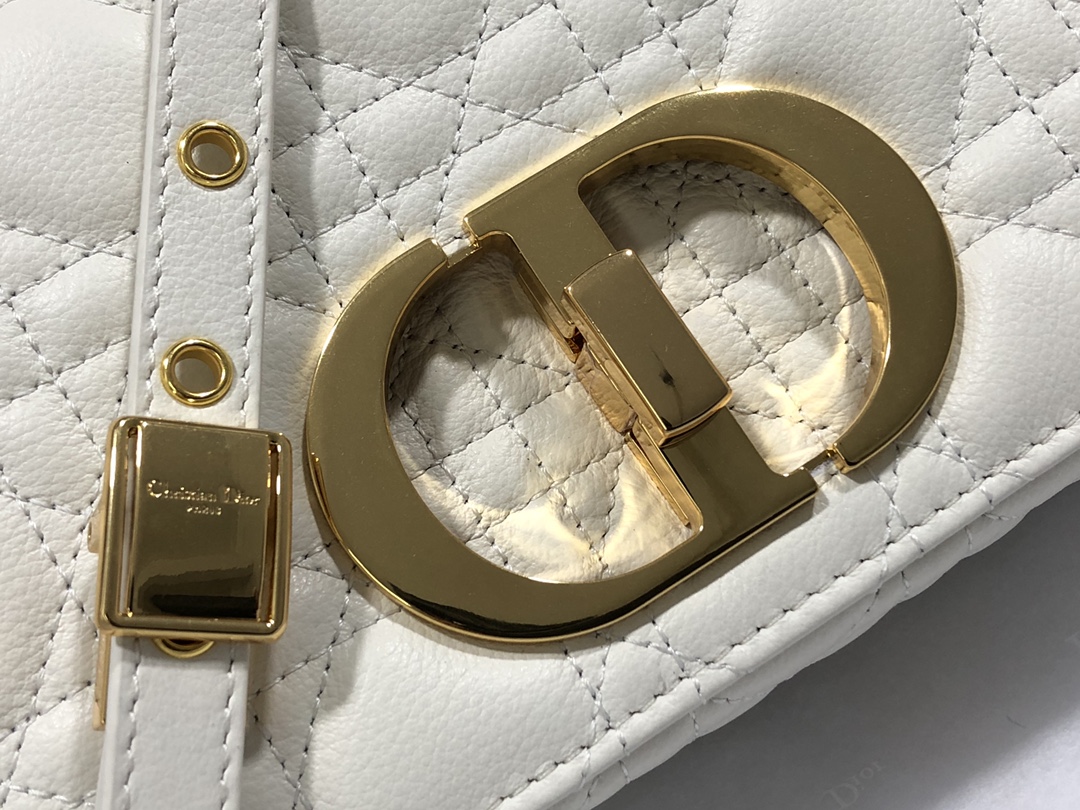 small D*or caro bag