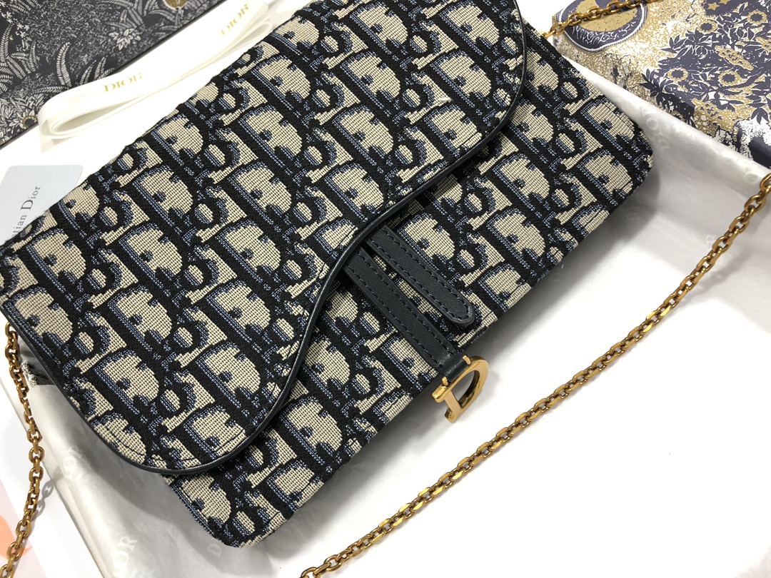 D*or saddle pouch