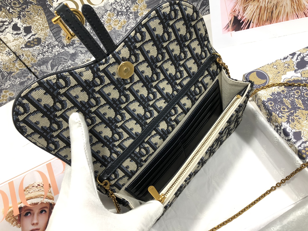 D*or saddle pouch
