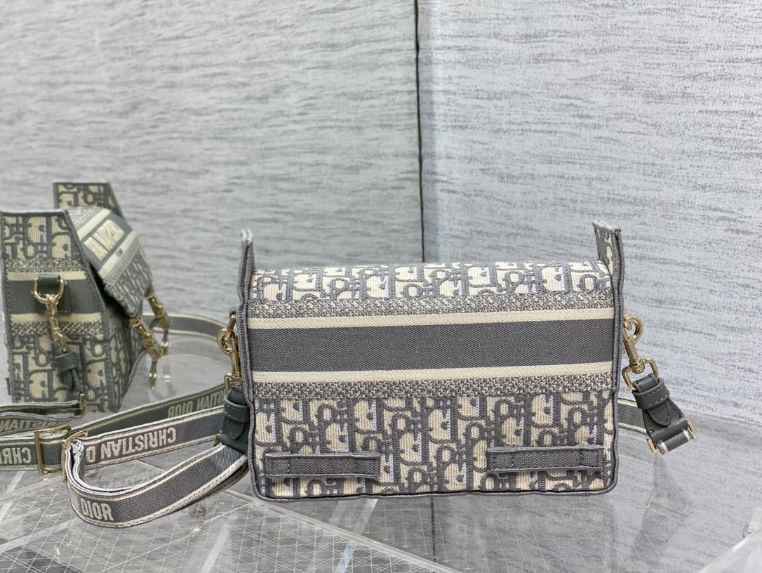 small D*orcamp bag