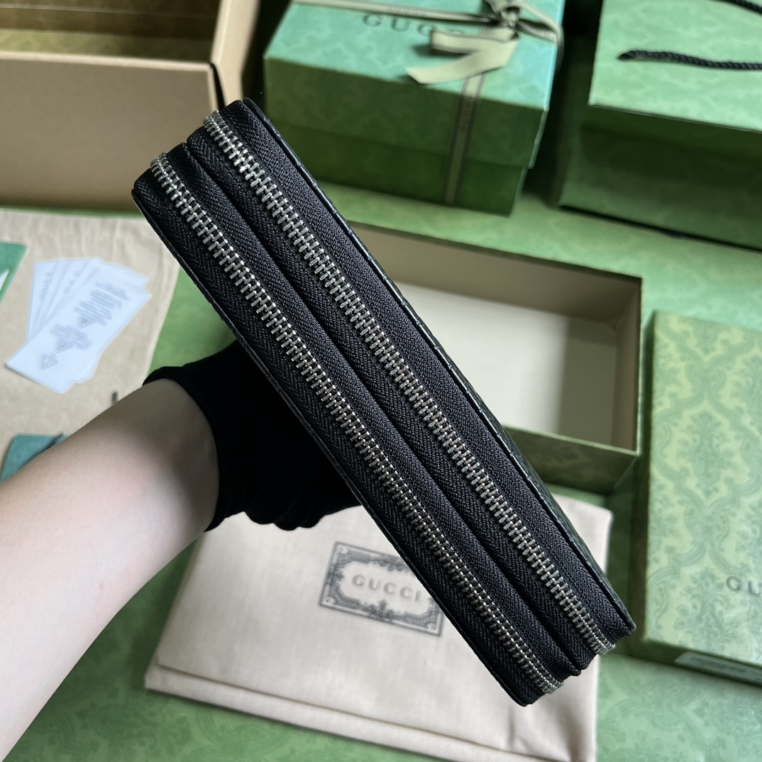 G*u*i jumbo gg travel document case