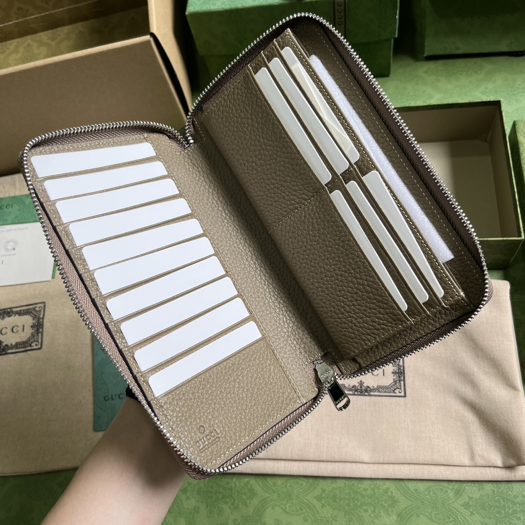 G*u*i jumbo gg zipped leather wallet