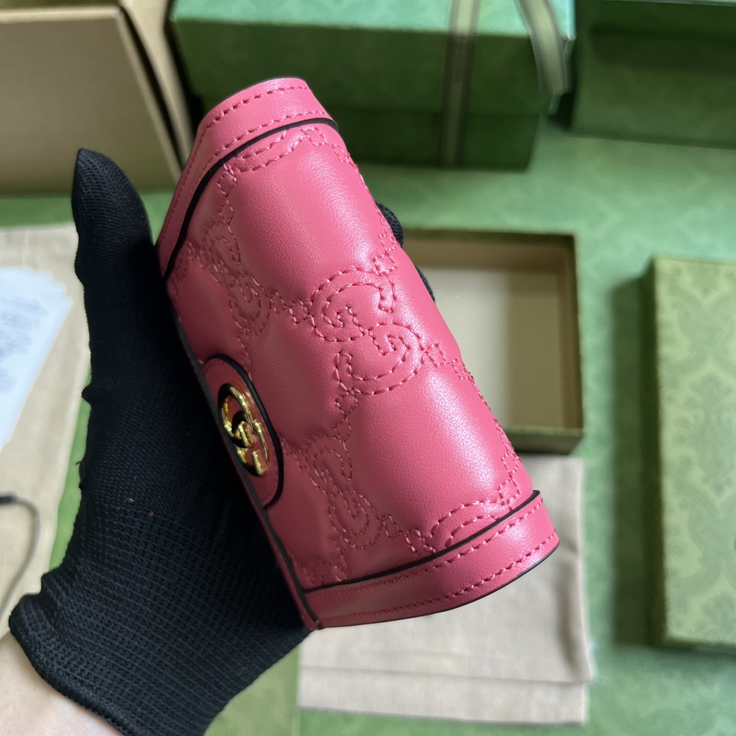 G*u*i gg matelassÉ card case wallet