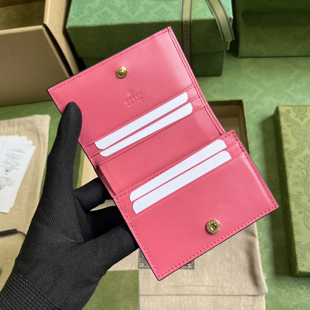 G*u*i gg matelassÉ card case wallet