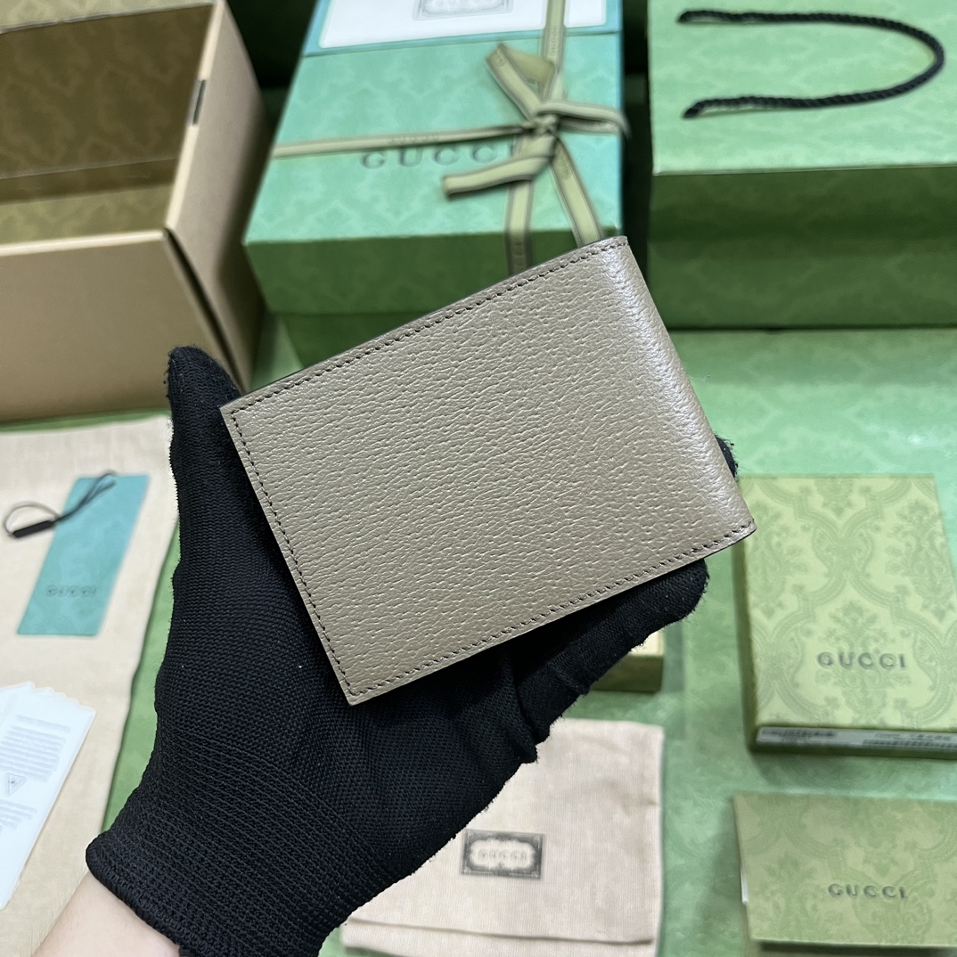 G*u*i gg marmont leather bi-fold wallet