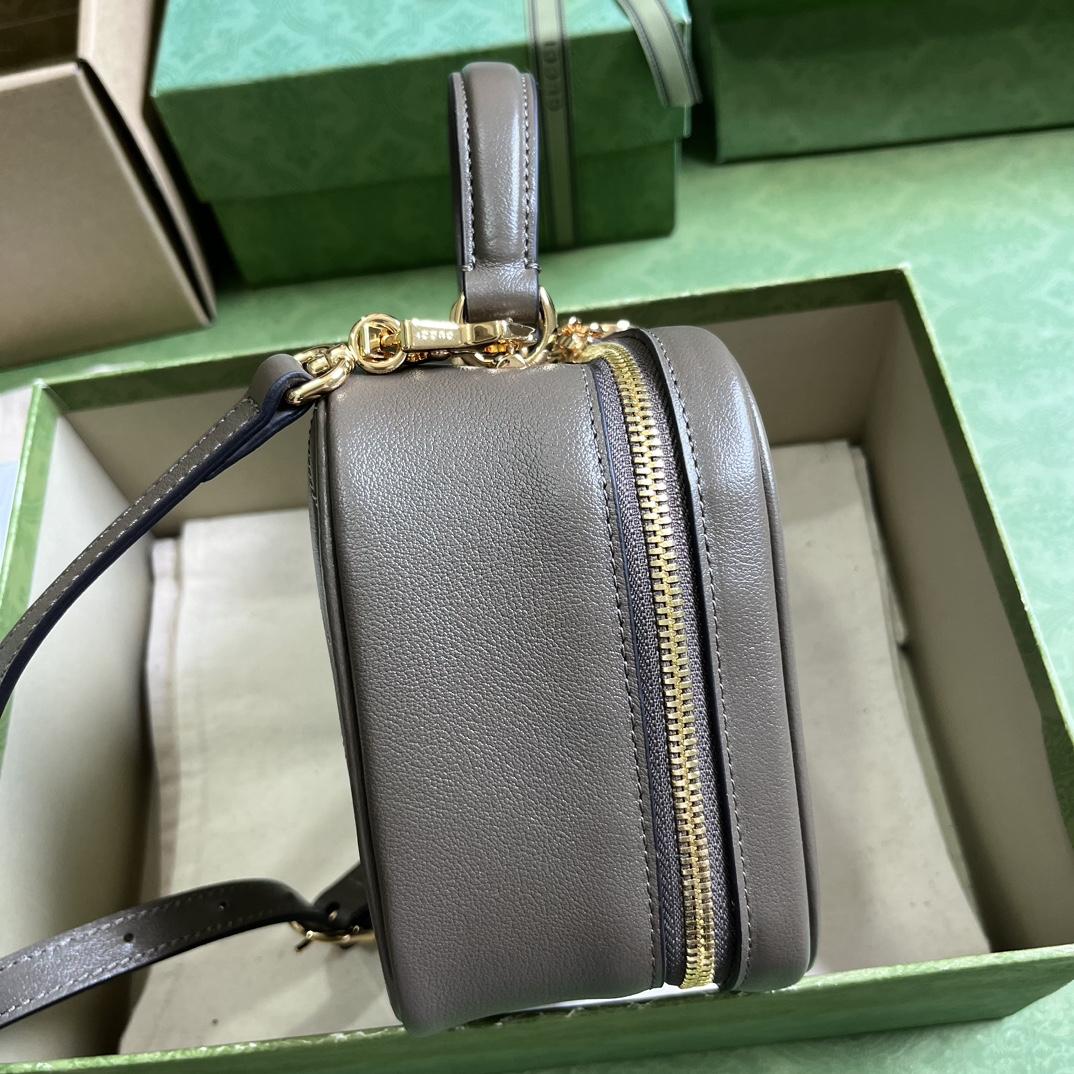 G*u*i blondie top handle bag