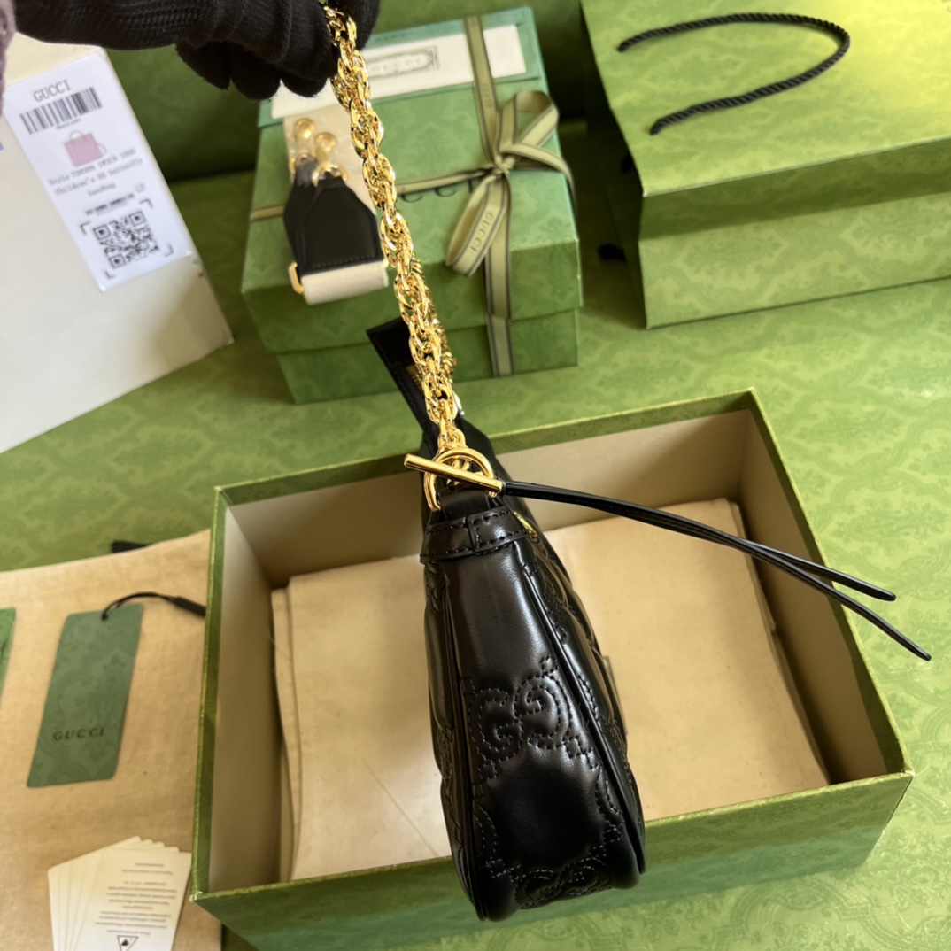 G*u*i matelassé handbag