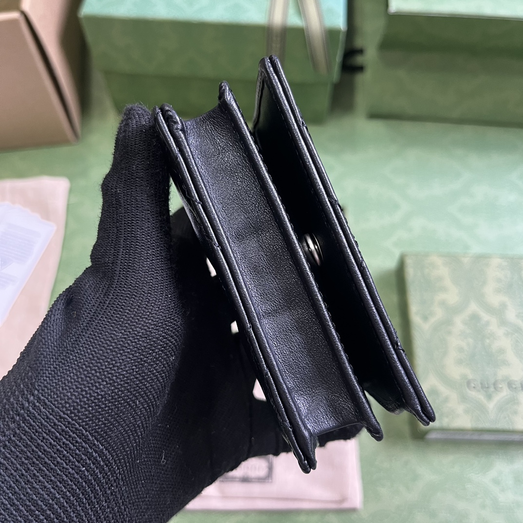 G*u*i gg marmont card case wallet
