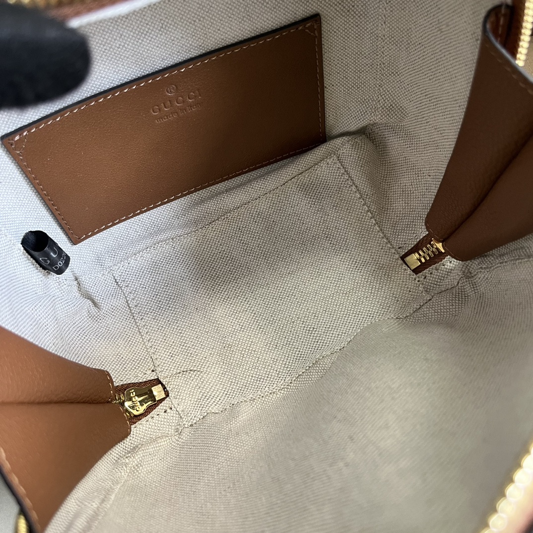 G*u*i blondie top handle bag