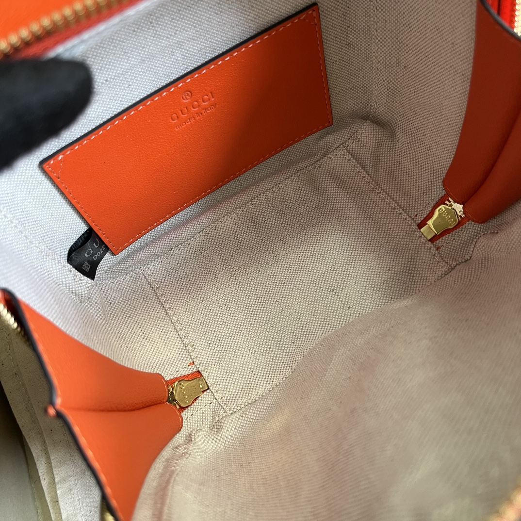 G*u*i blondie top handle bag