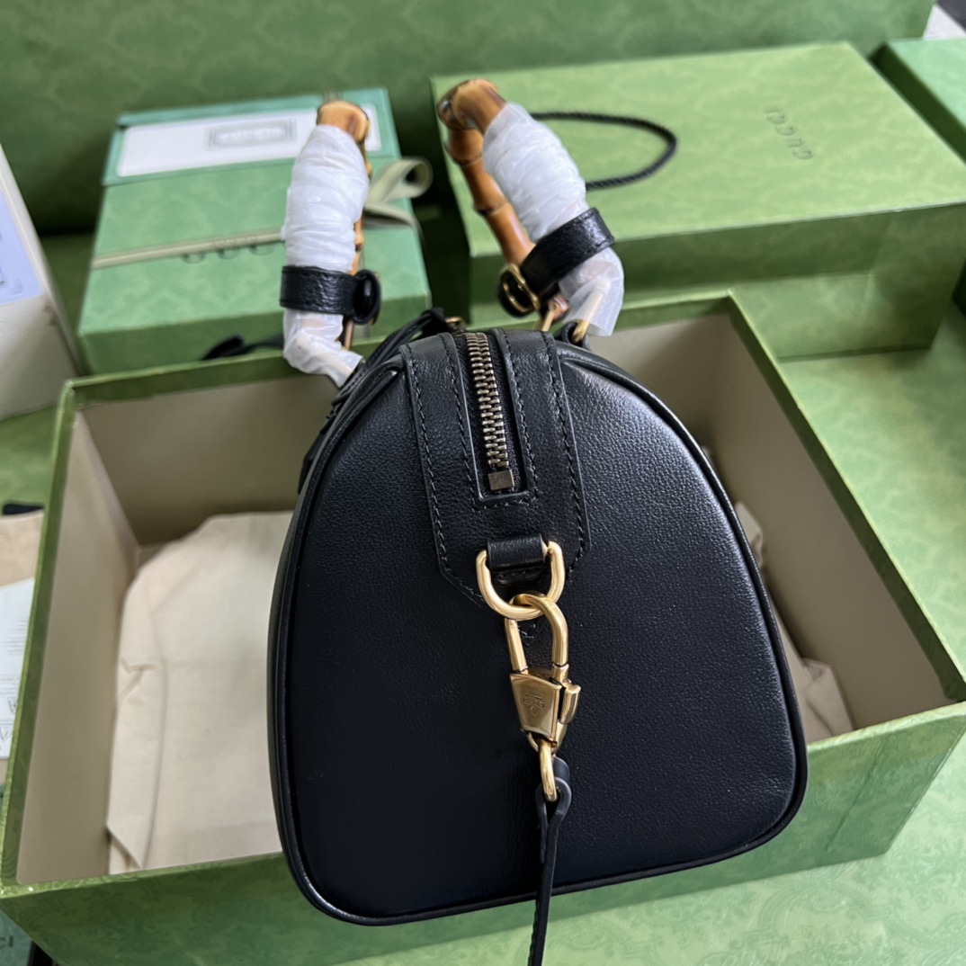 G*u*i aria handbag