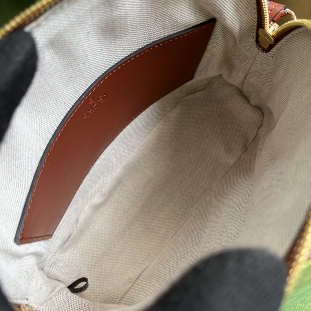 G*u*i gg matelassÉ small bag