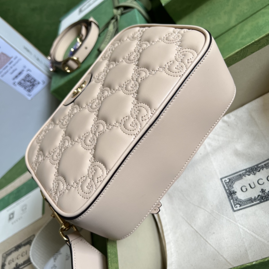 G*u*i gg matelassÉ small bag