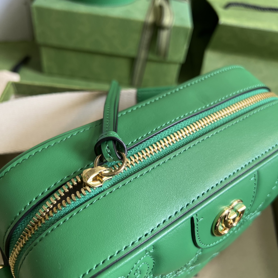 G*u*i gg matelassÉ small bag