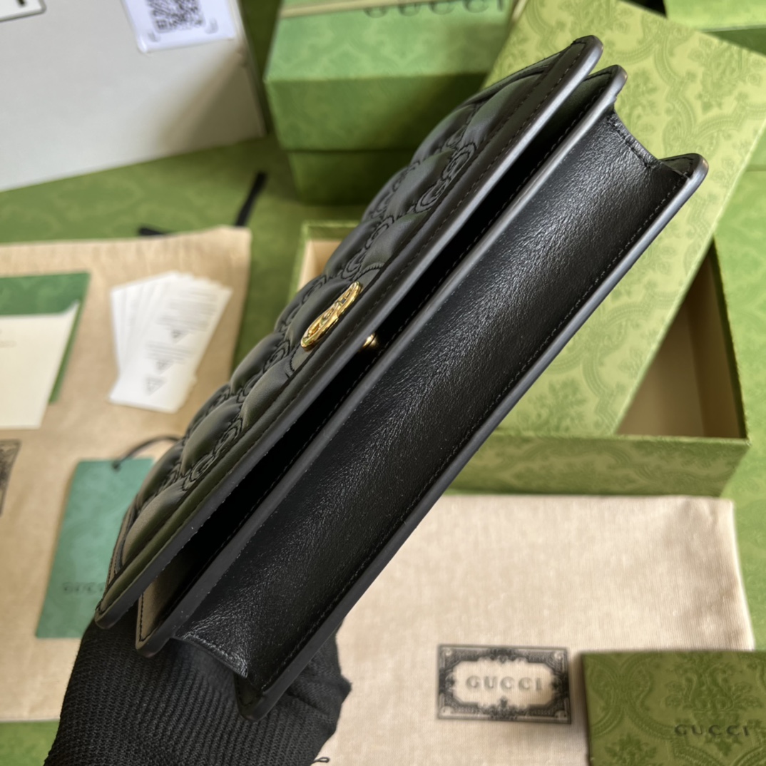 G*u*i gg matelassÉ chain wallet