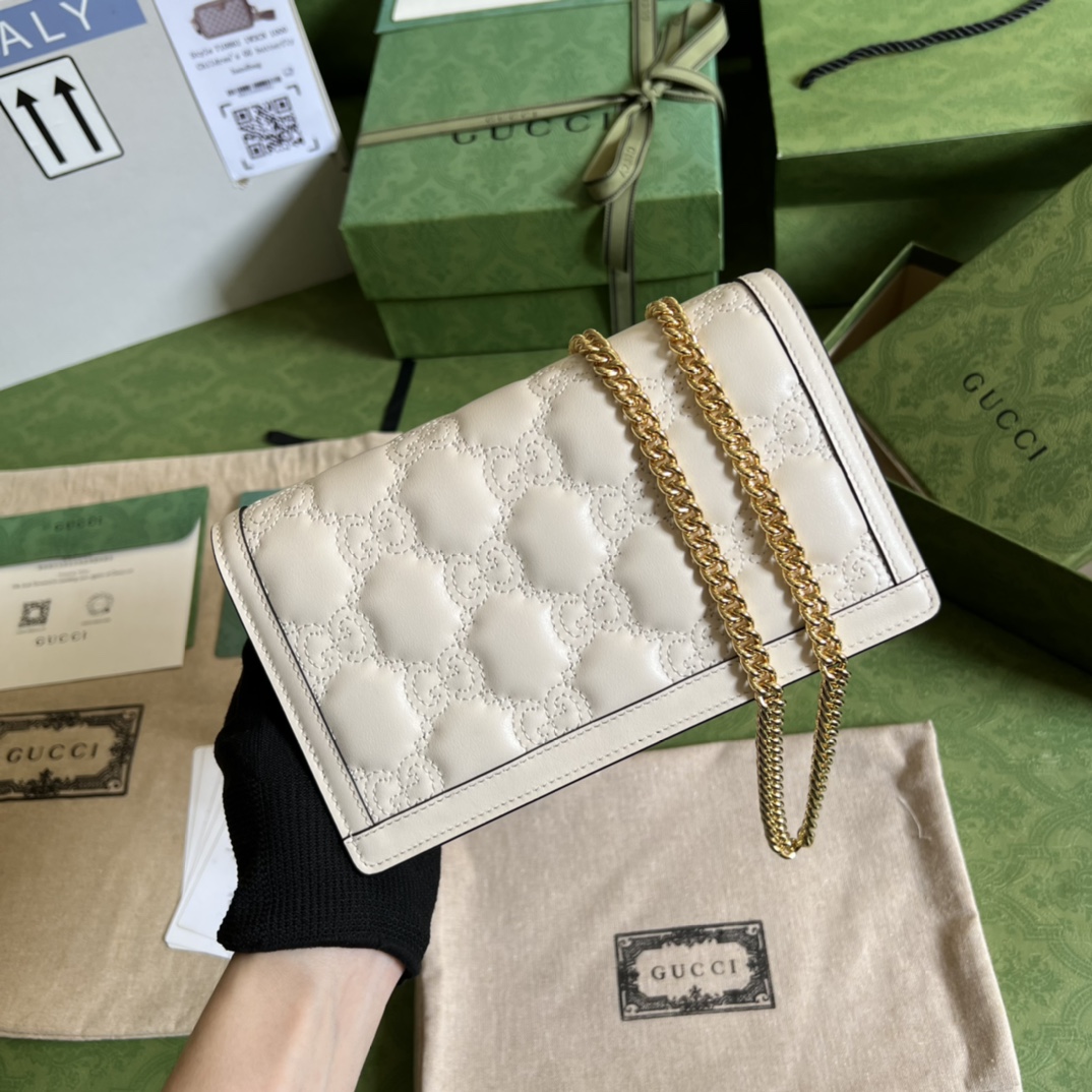 G*u*i gg matelassÉ chain wallet