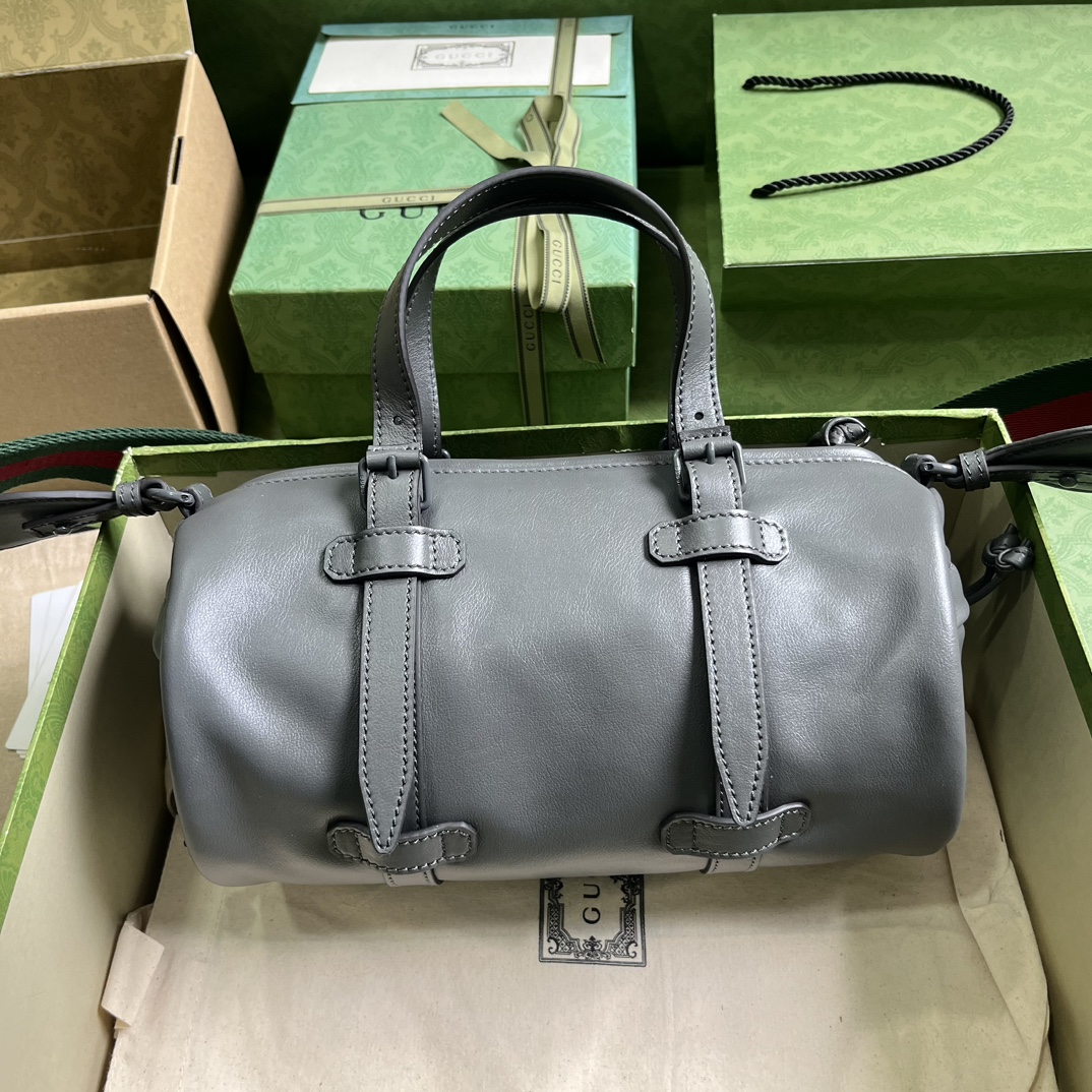 G*u*i small duffle bag with tonal double g
