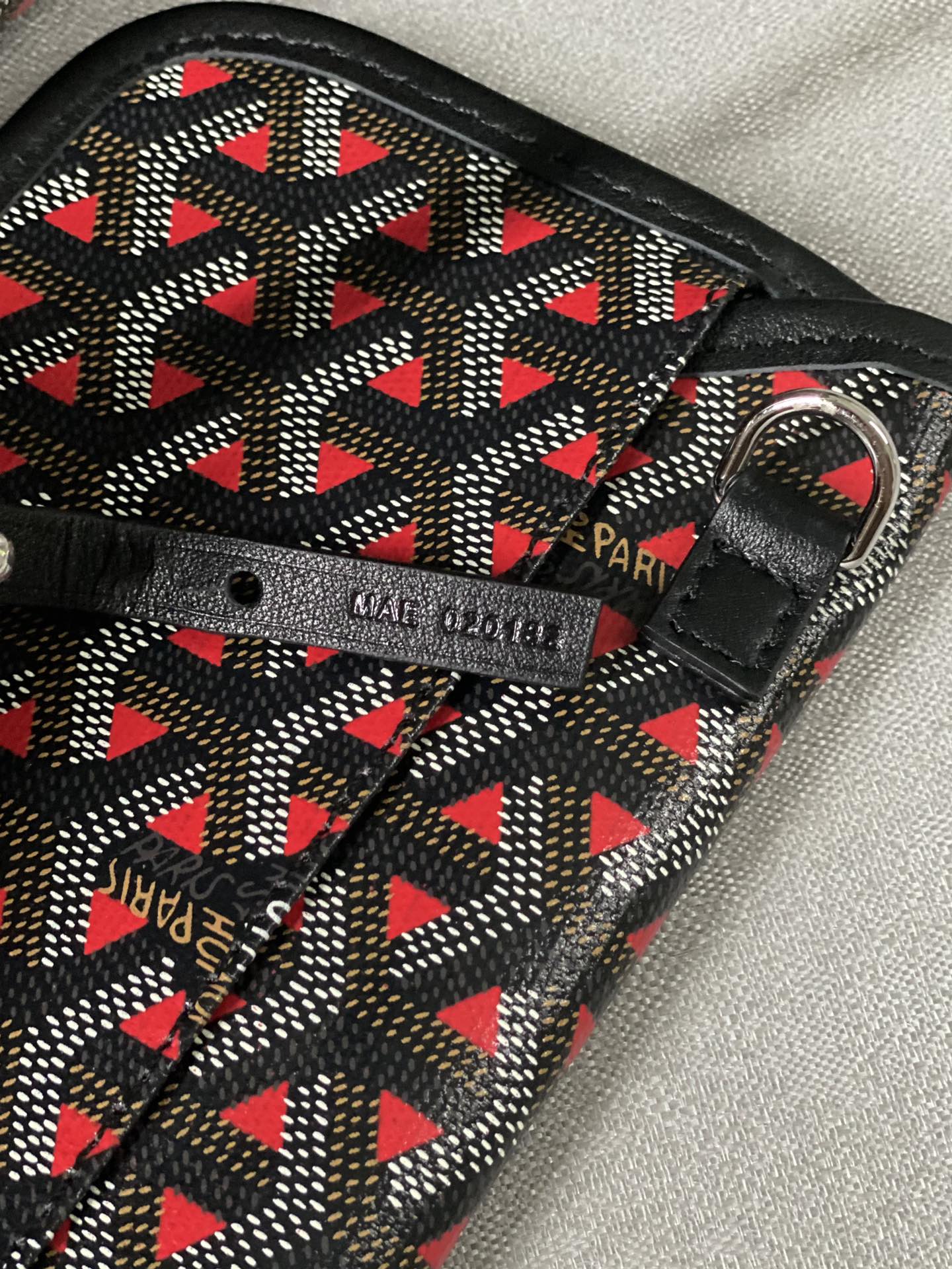 go*ard saint L**is gm medium tote bag